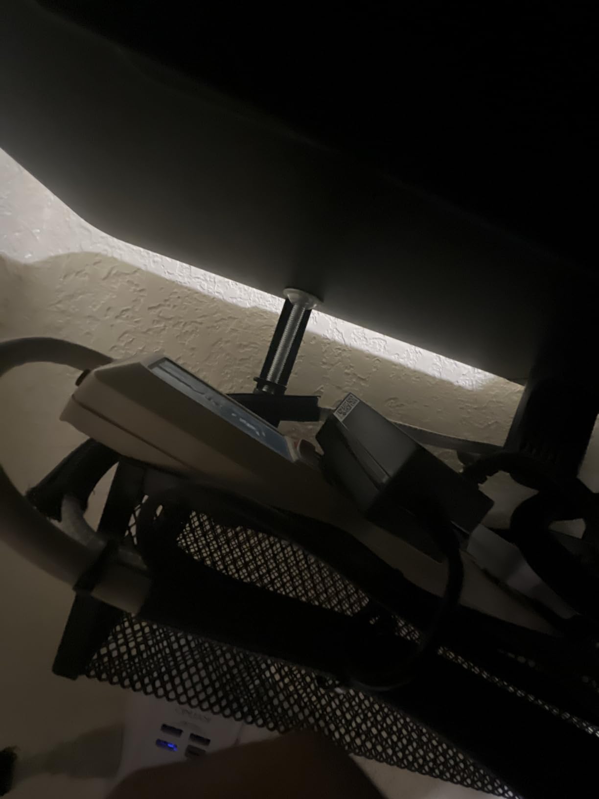 Under Desk Cable Management Tray No Drill, Metal Mesh Cable Management Under Desk with Clamp Mount, 2 Hole Cable Tray with Wire Management and Cord Organizer for Home Office Standing Desk customer photo 1