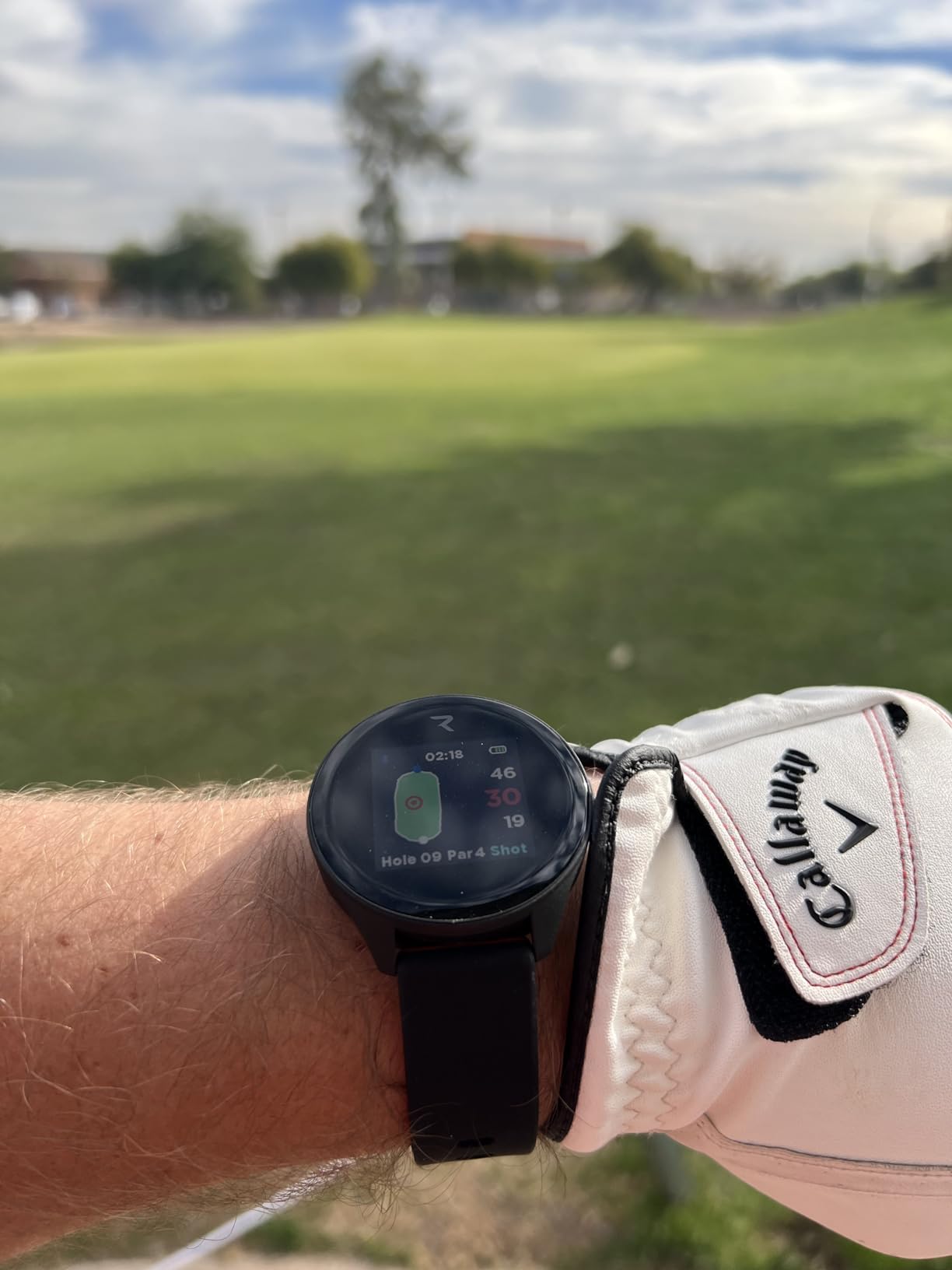 Rad Watch Golf GPS Watch Touchscreen, 42,000+ Courses, Pin Positioning, FCB Hazard Distances, Shot Tracker, Score Tracker, Green View, IPX7 Waterproof, Long Battery, Enhanced Charging & UI customer photo 1