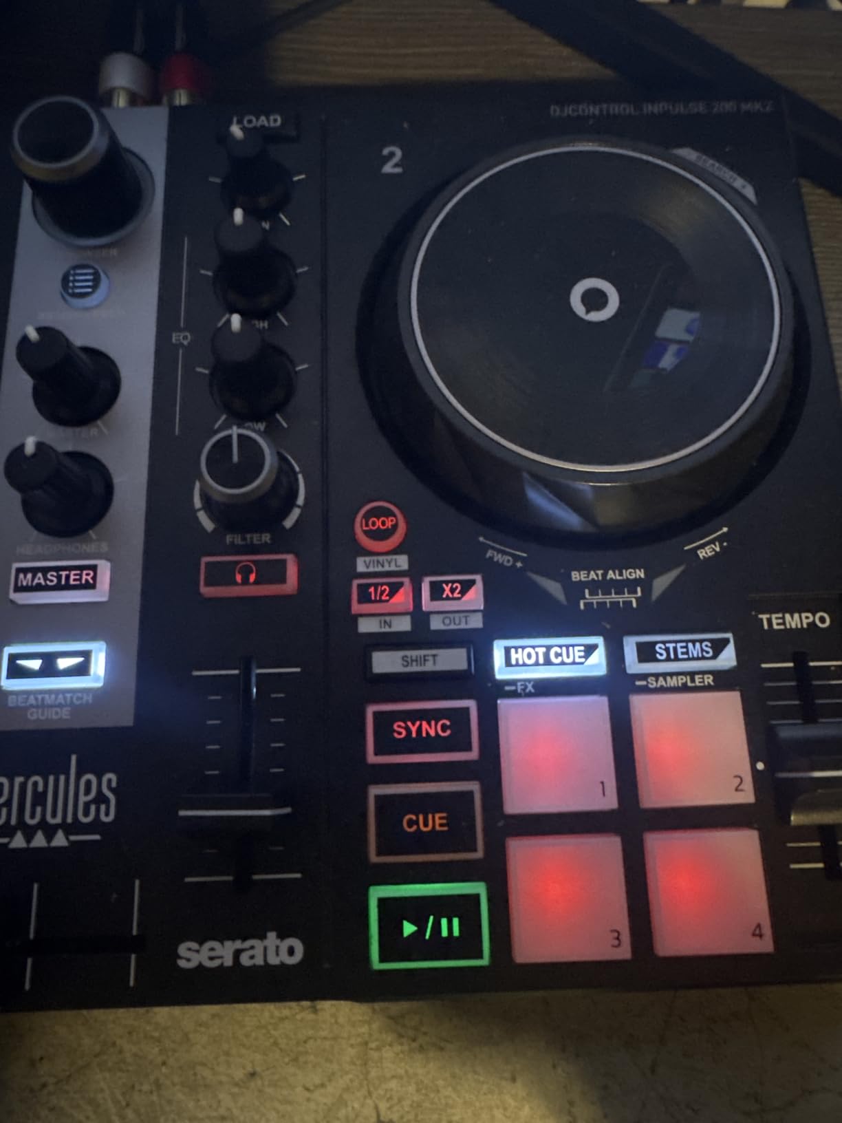 Hercules DJControl Inpulse 200 MK2 - Ideal DJ Controller for Learning to Mix - Software and Tutorials Included, Black customer photo 1