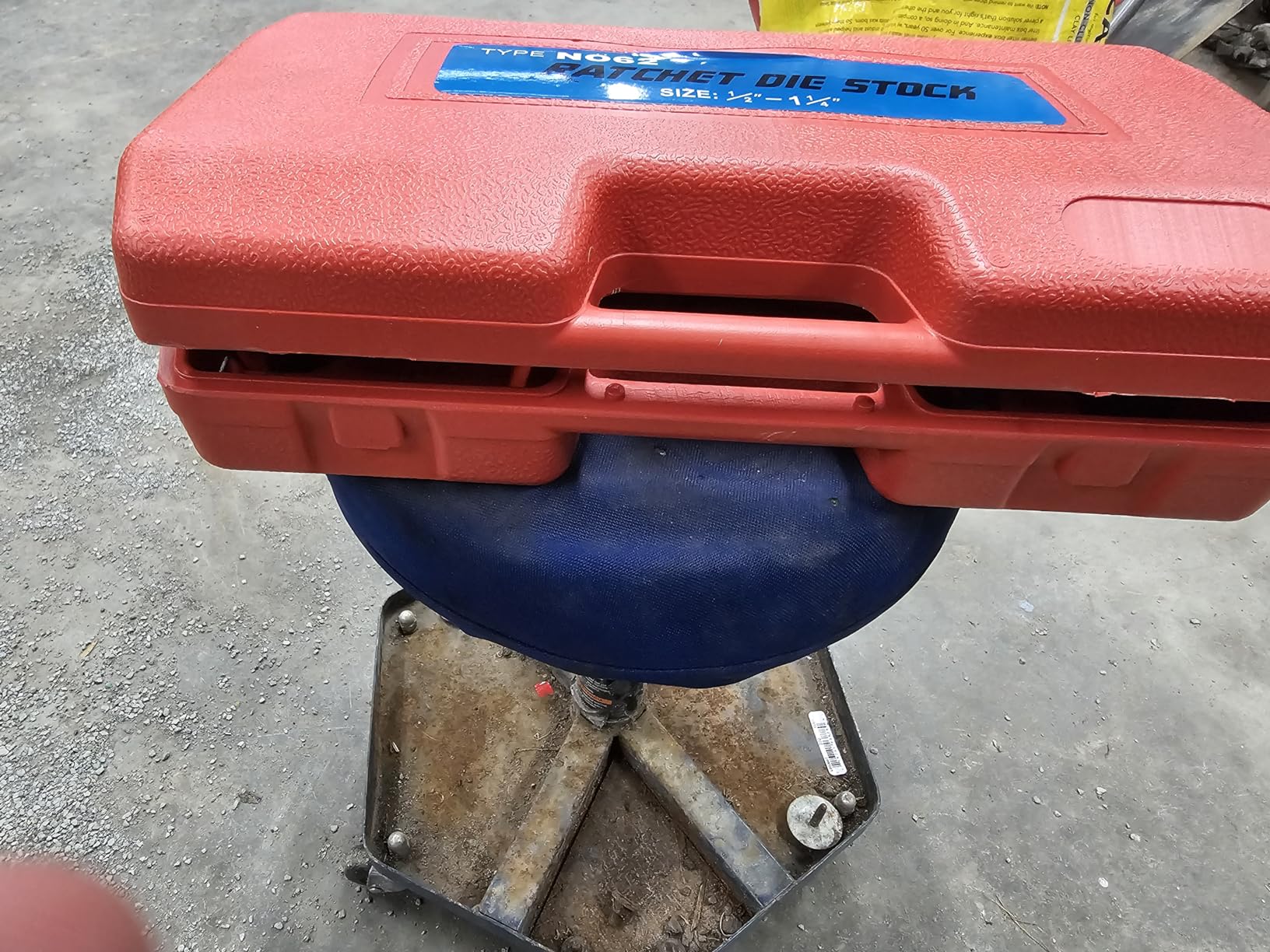 maXpeedingrods Pipe Threader Kit, Ratchet Pipe Threader Kit Manual Ratcheting Pipe Threading Tool Set W/6 Dies 1/4