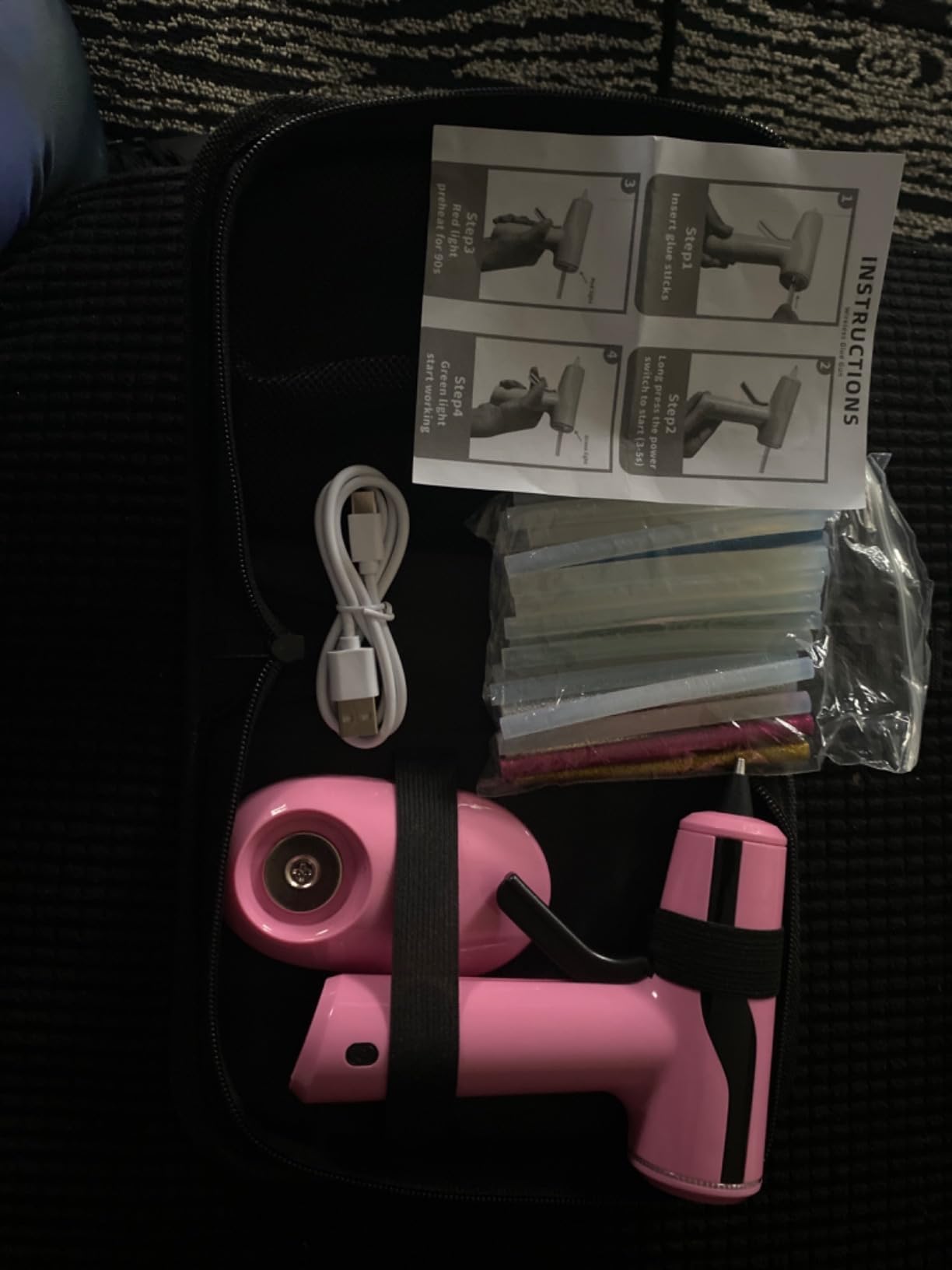 Cordless Hot Glue Gun Kit with 30pcs Mini Glue Sticks, USB Rechargeable Mini Glue Gun with Carrying Case, Stand-Up Base, Smart Power-Off Hot Melt Glue Gun for Crafting, Pink customer photo 2