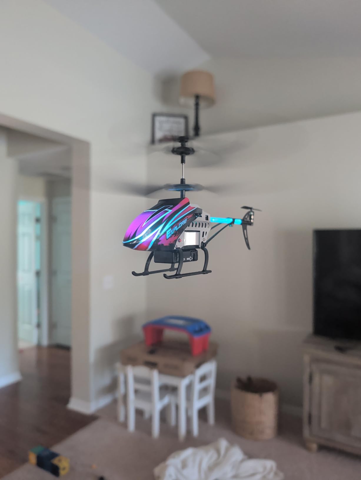 RC Helicopter, Remote Control Helicopter for Kids with 30Mins Flight(2 Batteries), 7+1 LED Light Modes, Altitude Hold, RC Toys for Boys Girls customer photo 1