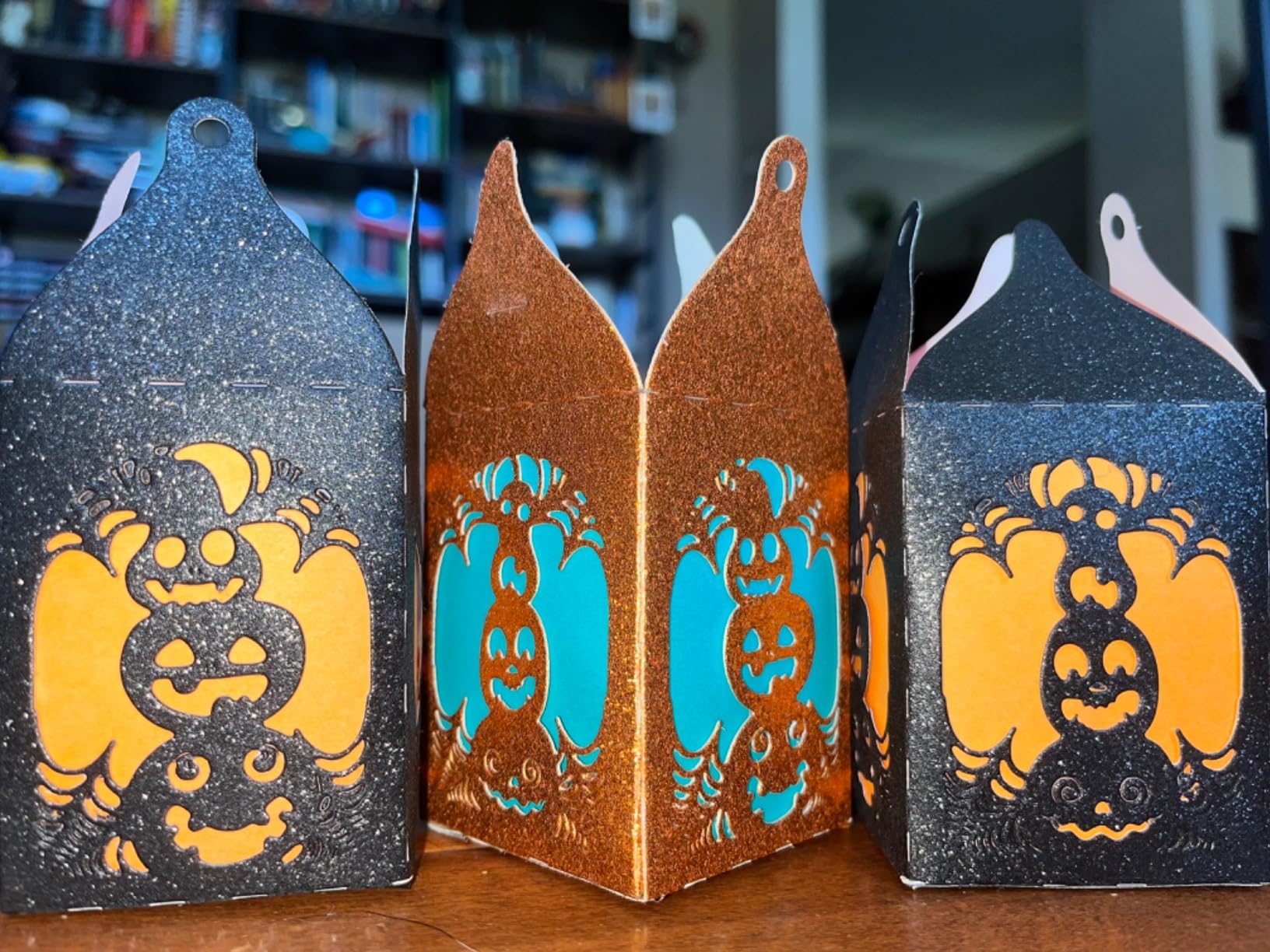 Gemini II Eletric Die Cutting & Embossing Machine with Pause and Rewind - 9