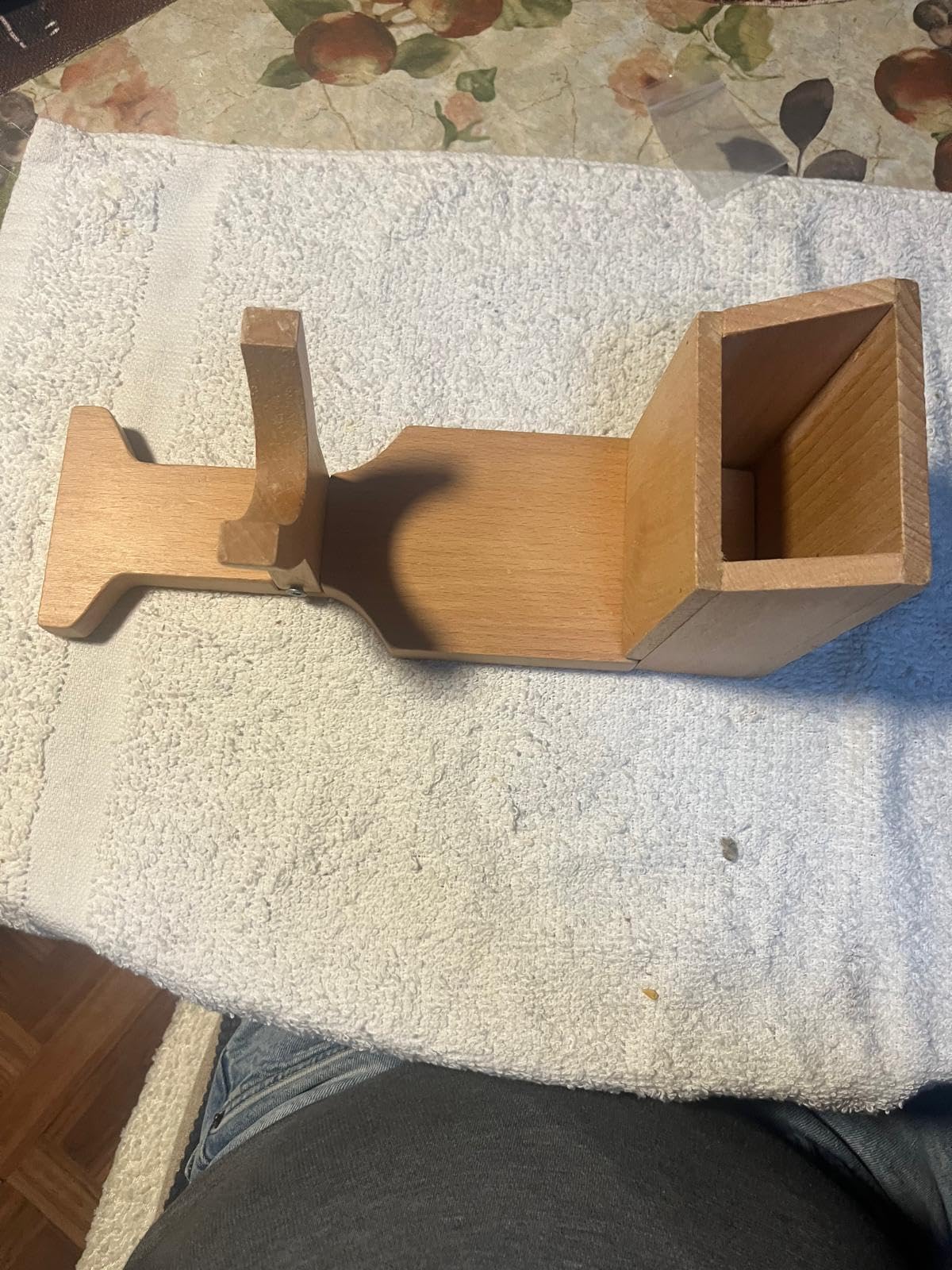 MoMo moom Wood Hot Melt Glue Gun Stand, Glue Gun Holder, Beige, 10.8''x3.5''x5'' customer photo 1