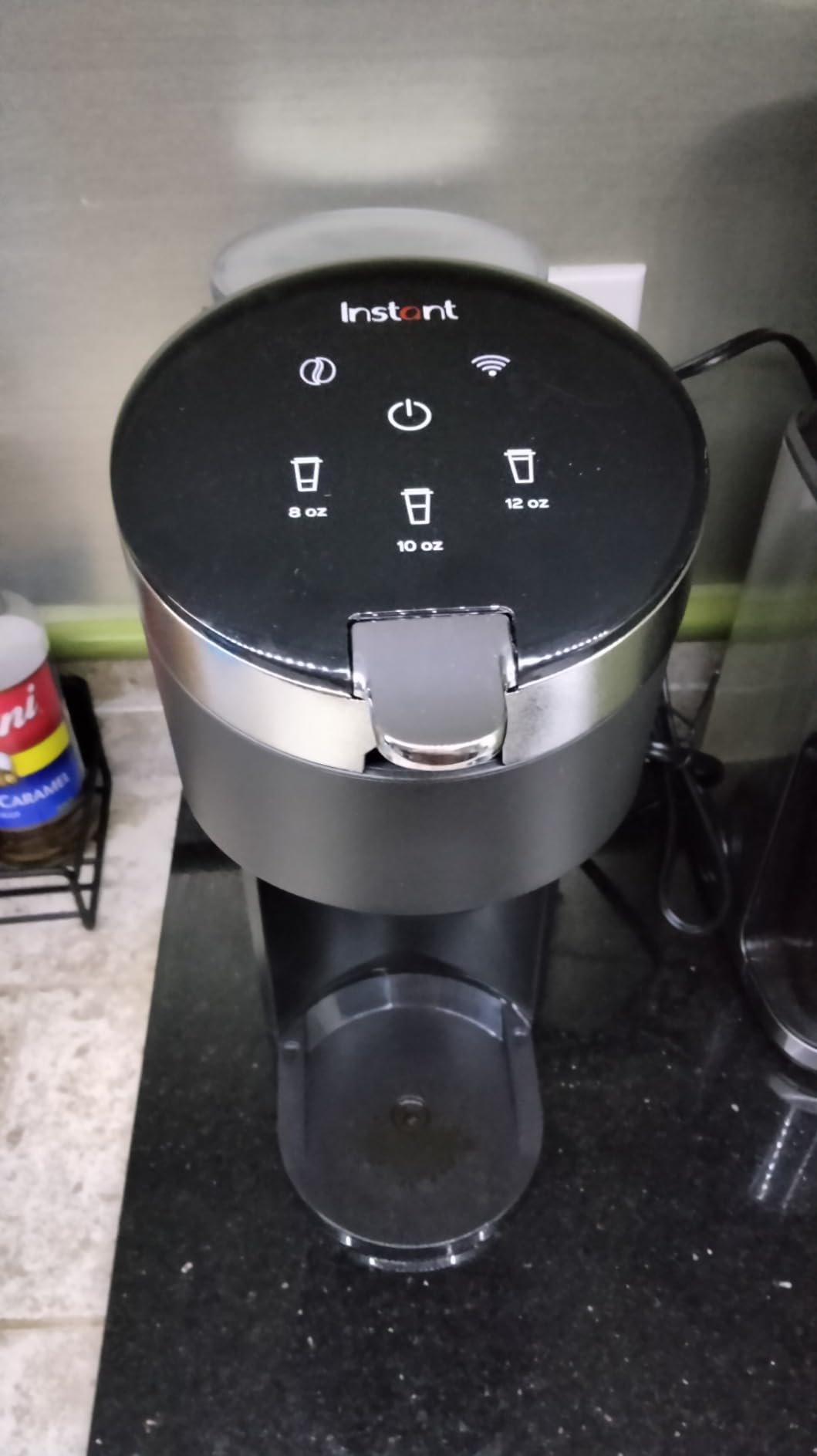 Instant Solo WIFI Connect Single Serve Coffee Maker, From the Makers of Instant Pot, Coffee Brewer, Includes Reusable Coffee Pod & Bold Setting, Brew 8 to 12oz., 40oz. Water Reservoir, Black customer photo 2