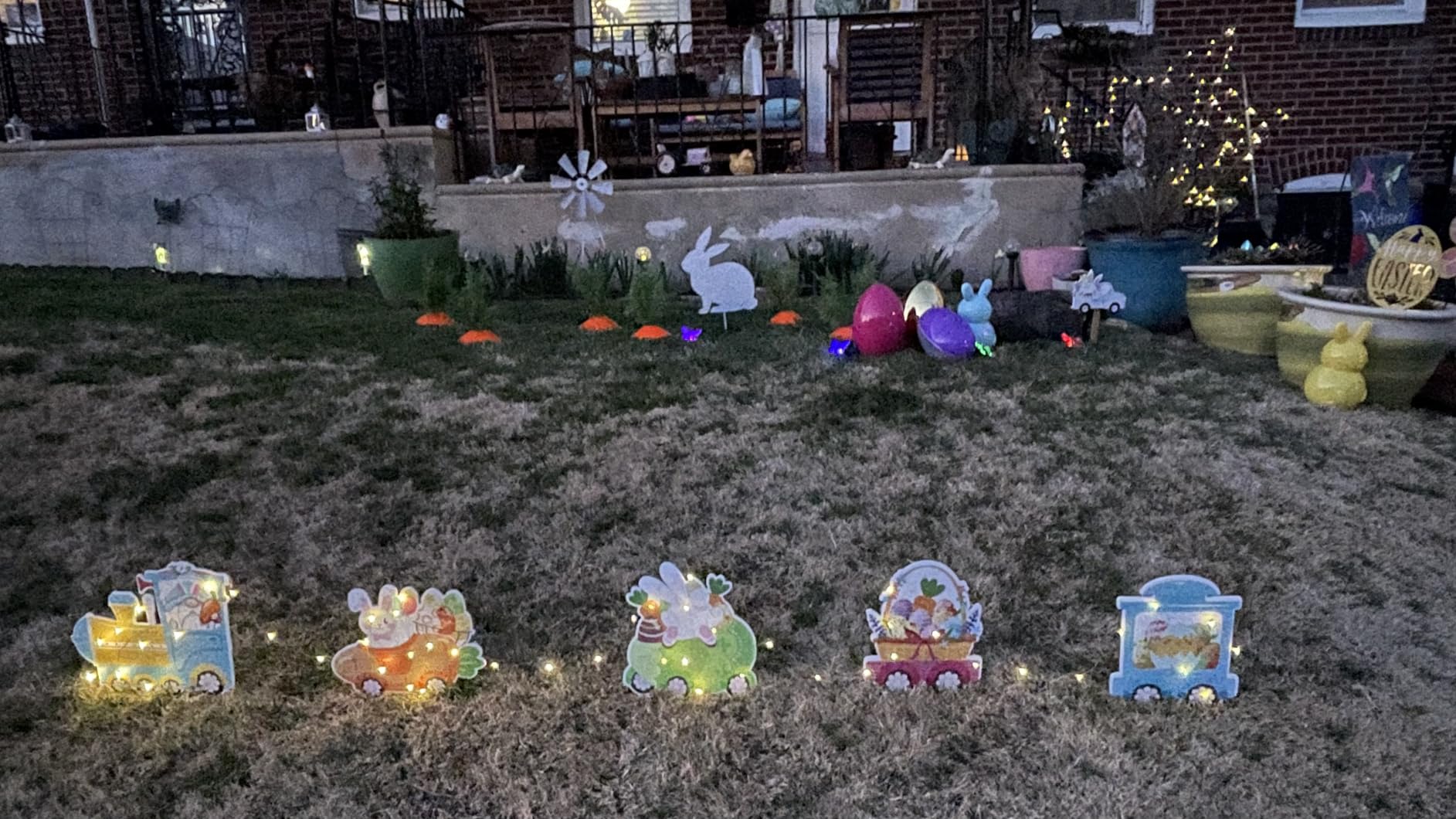 Disc Soccer Cones for Training Kids - 200,100,50 Small Plastic Cones for Sports Training - Flexible Conos for Soccer Practice Equipment, Basketball & Football Drills Equipment customer photo 2