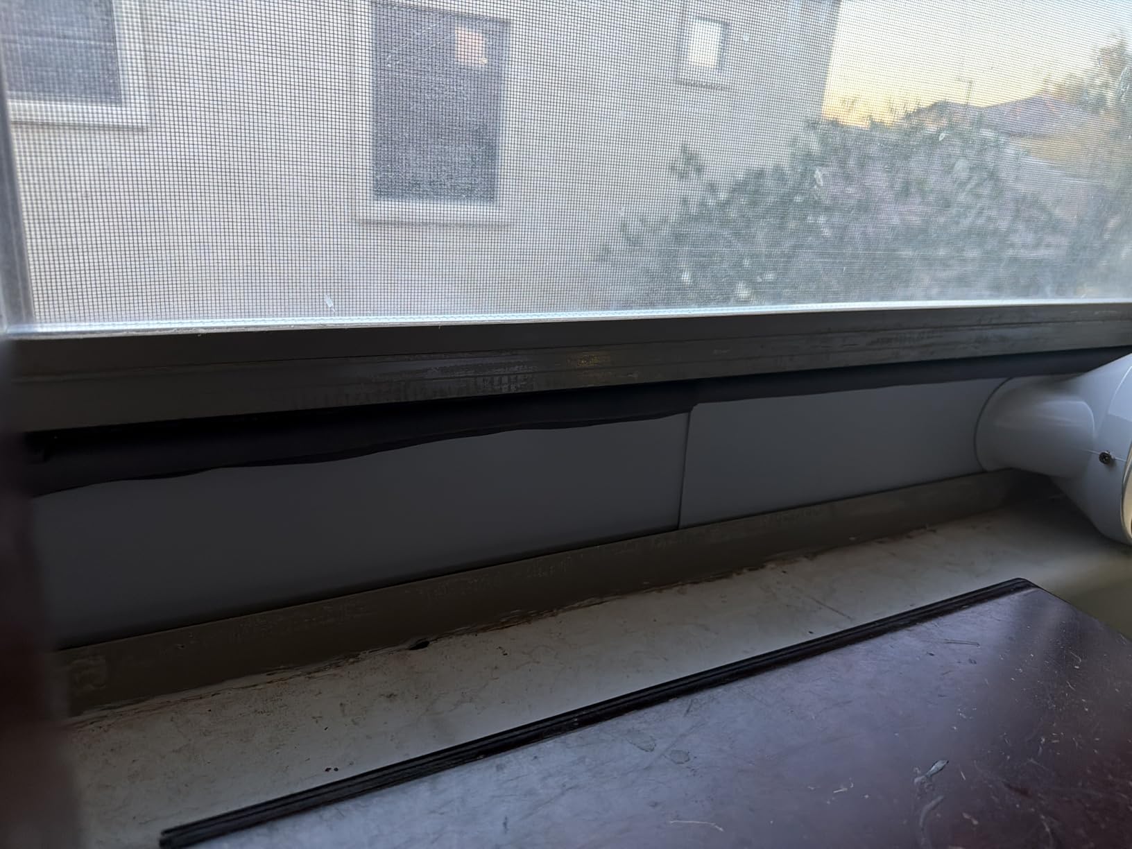 Westinghouse 12,000 BTU Air Conditioner Portable For Rooms Up To 550 Square Feet, Portable AC with Home Dehumidifier, Smart App, 3-Speed Fan, Programmable Timer, Remote Control, Window Kit, White customer photo 1