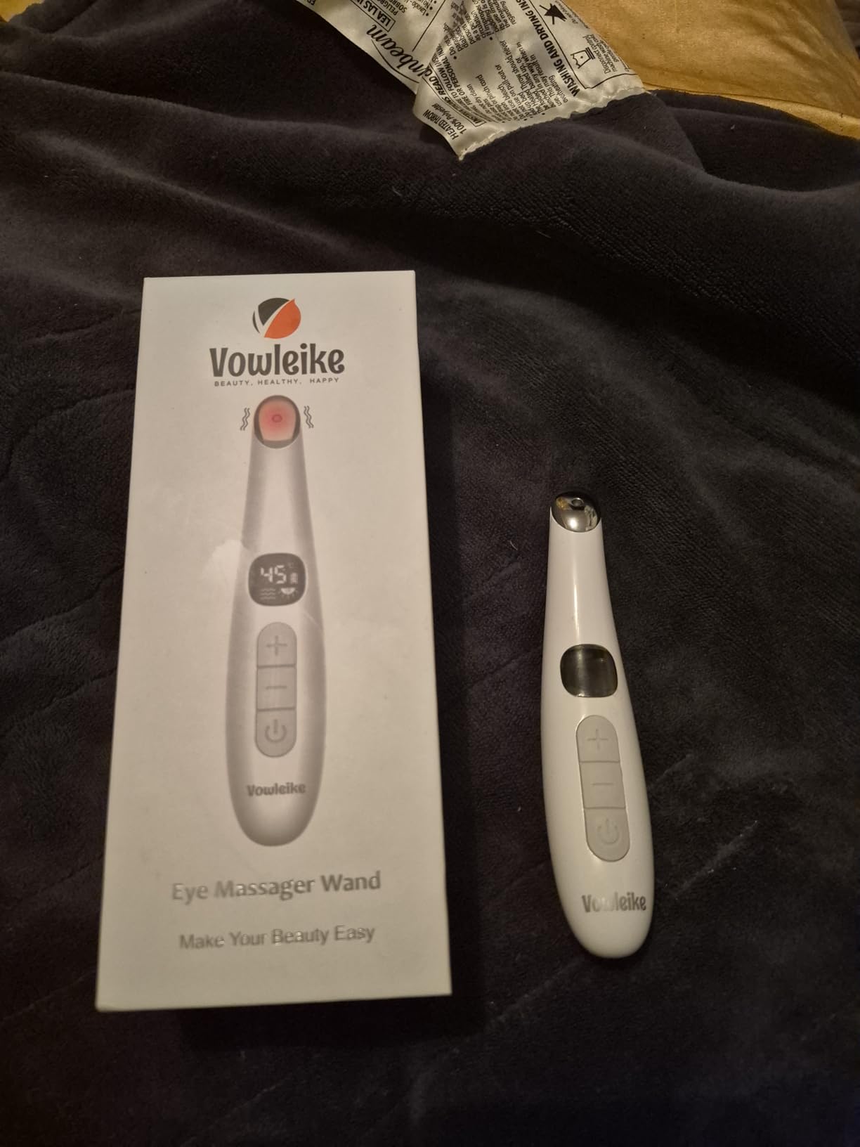 Eye Lift Wand, 3 in 1 Vibrating Red Light 98°F to 113°F LCD Display Eye Massager for Dry Eyes, Dark Circles and Puffiness, Electrical Face, Neck Sculpting Pen for Fine Lines and Wrinkles customer photo 1