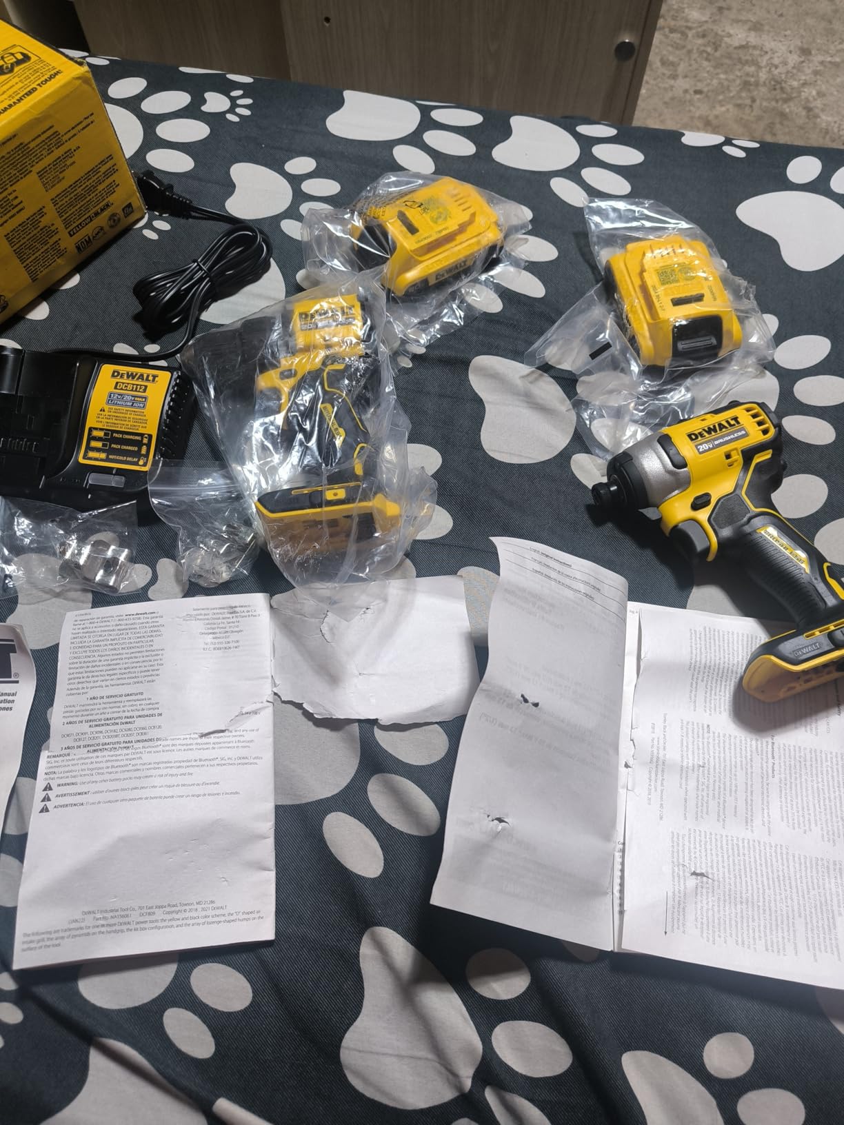 DEWALT 20V MAX Cordless Drill and Impact Driver, Power Drill Brushless 2-Tool Power Tool Combo Kit, Includes 2 Batteries, Charger and Bag (DCK277D2) customer photo 1