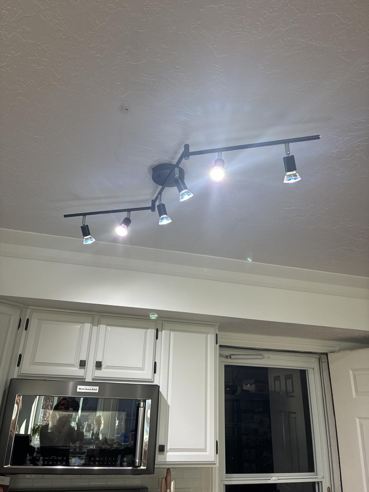 Bojim 6 Light LED Track Lighting Kit, Ceiling Spot Lighting with Adjustable Light Heads & Foldable Light Arms, Matte Black Kitchen Track Lighting (GU10 Socket, Bulbs Not Included) customer photo 1