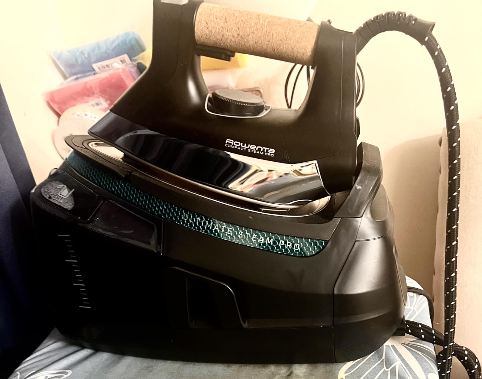 Rowenta, Iron, Ultimate Steam Pro Stainless Steel Soleplate Professional Steam Station for Clothes, 1800 Watts, 1.3L Removable Tank, Boiler Technology, Fast Heat Up, Black Clothes Iron, DG8668 customer photo 1