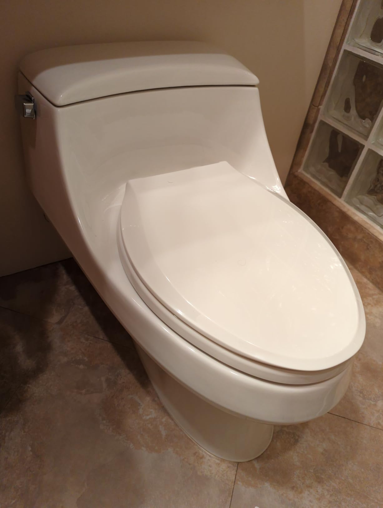 Bio Bidet USPA PRO Modern Bidet Seat, Warm Water, Heated Seat & Dryer, Remote Control, Elongated customer photo 1