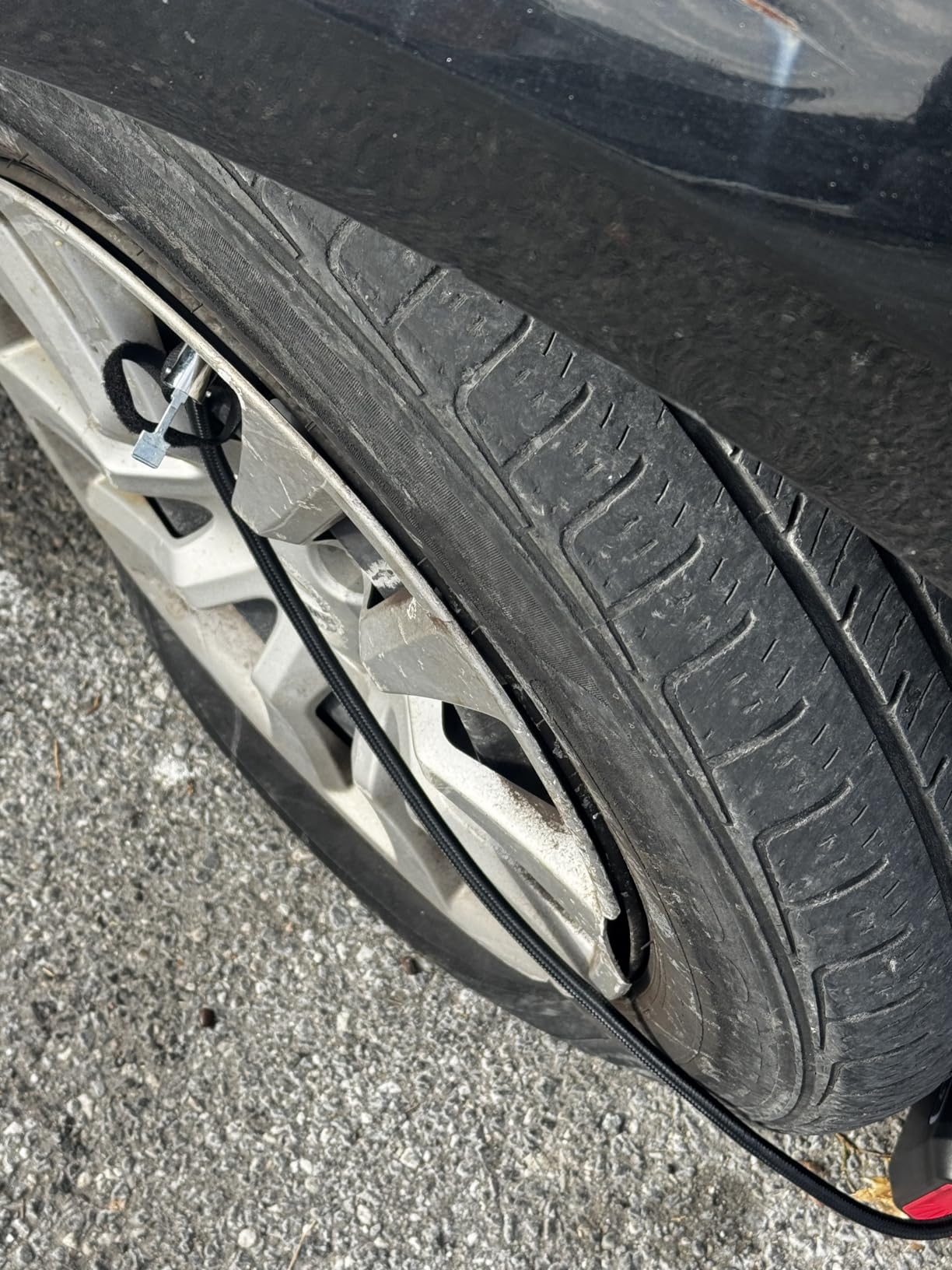 R8 Tire Inflator Portable Air Compressor, DC 12V Air Compressor Portable with Large Dual Digital Screen, 3X Faster Inflation Air Pump for Car, Bike, Ball, Motor customer photo 1