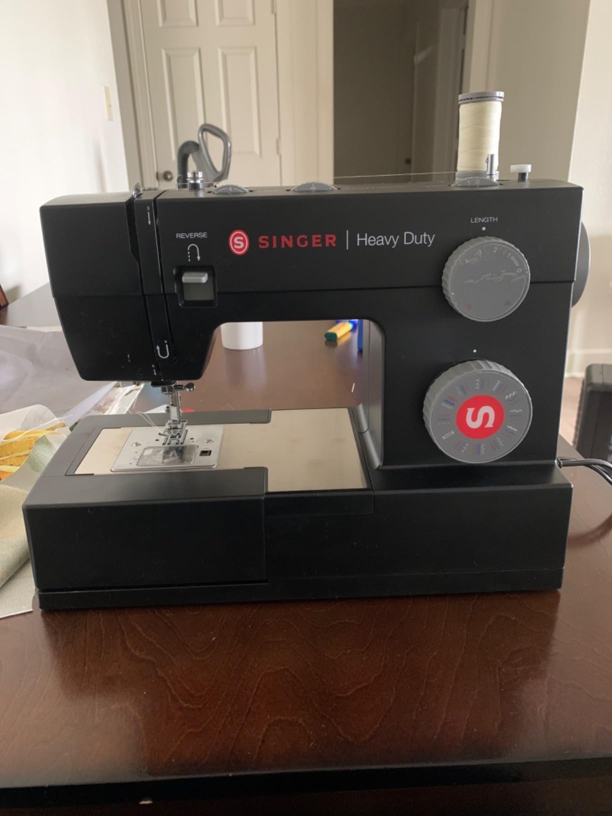 SINGER Heavy Duty 4432 High Speed Black Sewing Machine with Accessory Kit | Strong Motor with Enhanced Piercing Power, 110 Stitch Applications, Full Metal frame, 1-step Buttonhole & LED Light customer photo 2