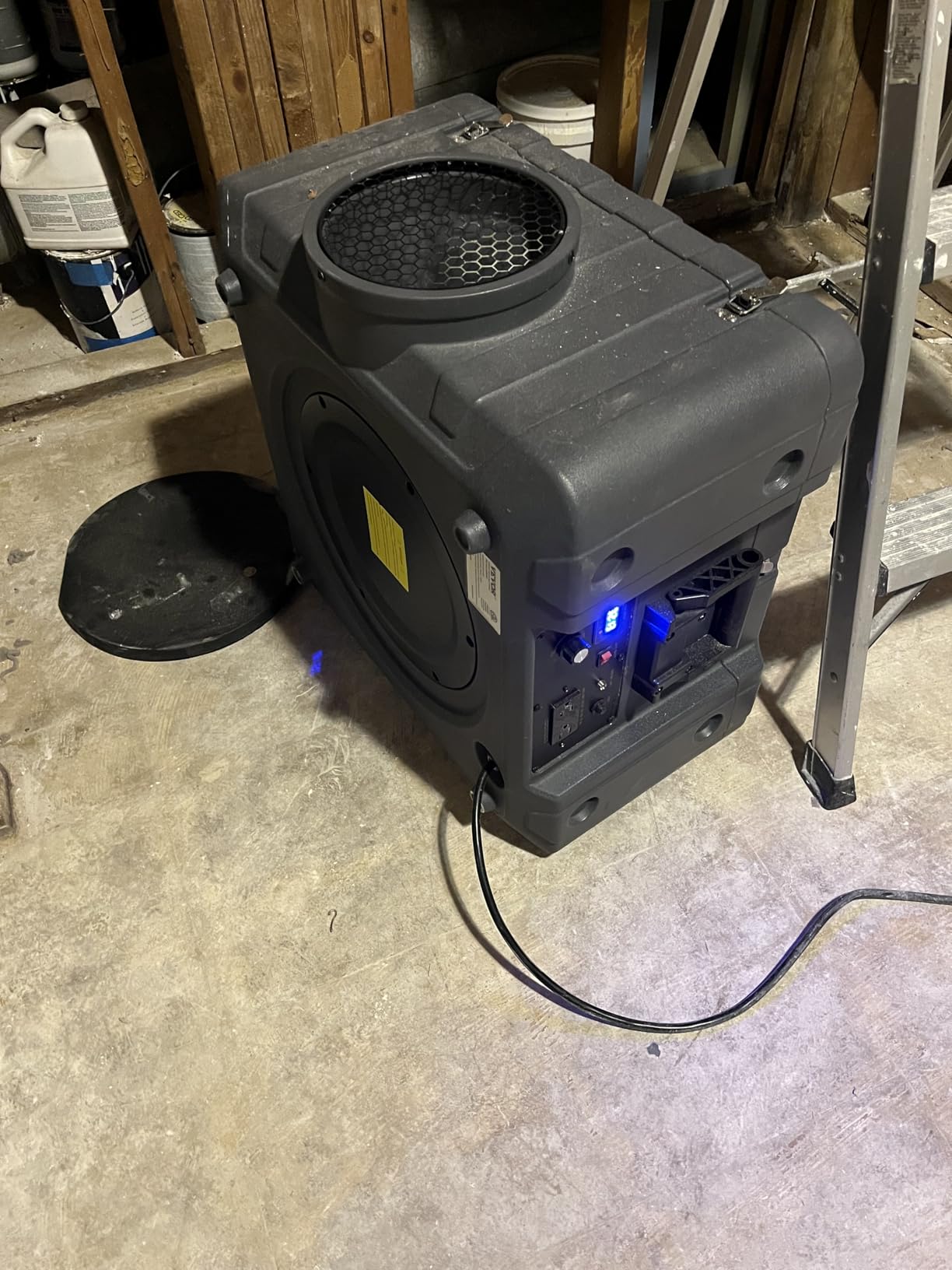 VEVOR Air Scrubber with 3-Stage Filtration, Stackable Negative Air Machine 550 CFM, Air Cleaner with MERV10, Carbon, H13 HEPA, for Home, Industrial and Commercial Use customer photo 2