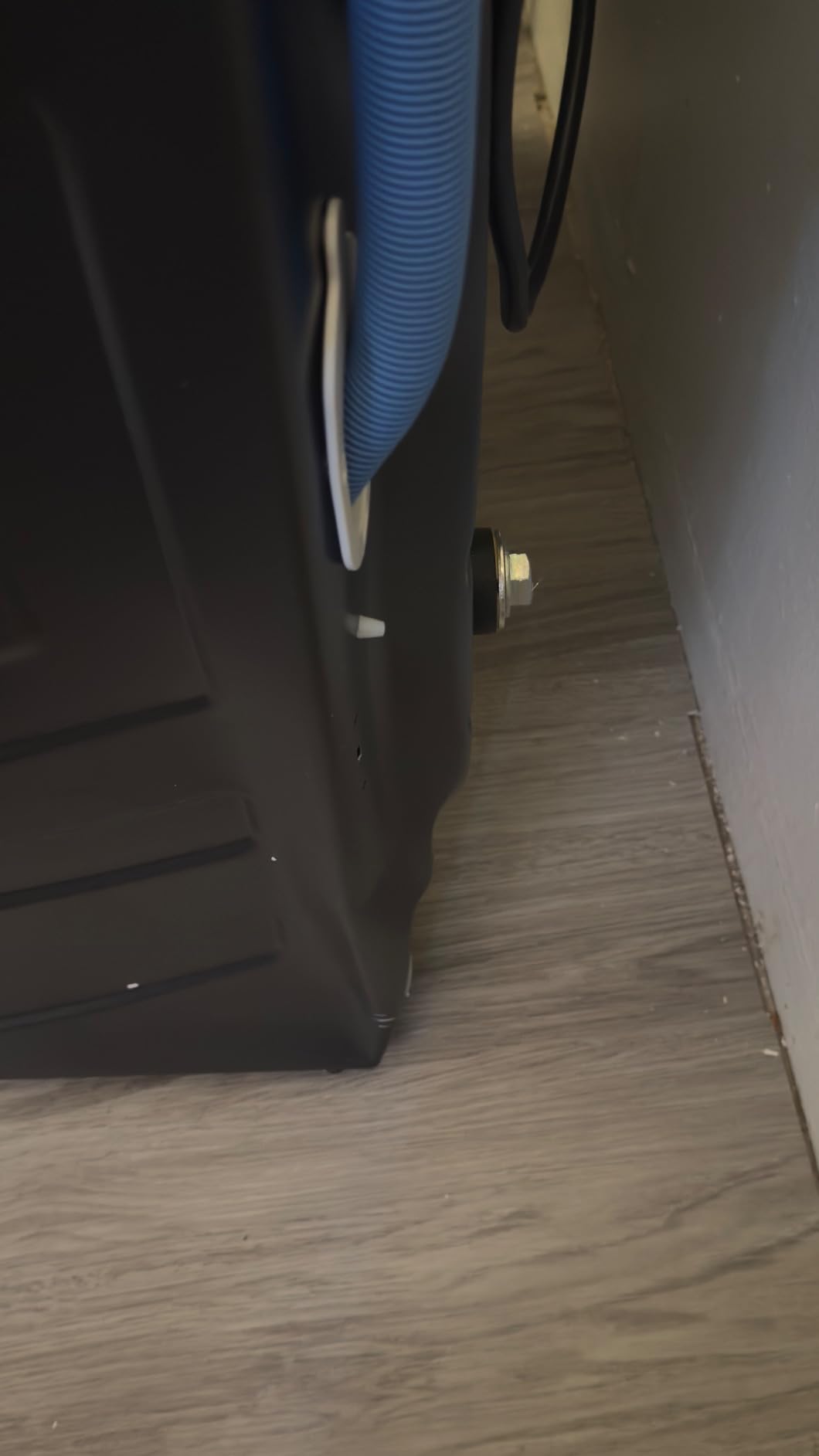 GE Profile PFQ97HSPVDS 28 Inch Smart Front Load Washer/Dryer Combo with 4.8 cu.ft. Capacity, 12 Wash Cycles, 14 Dryer Cycles customer photo 2