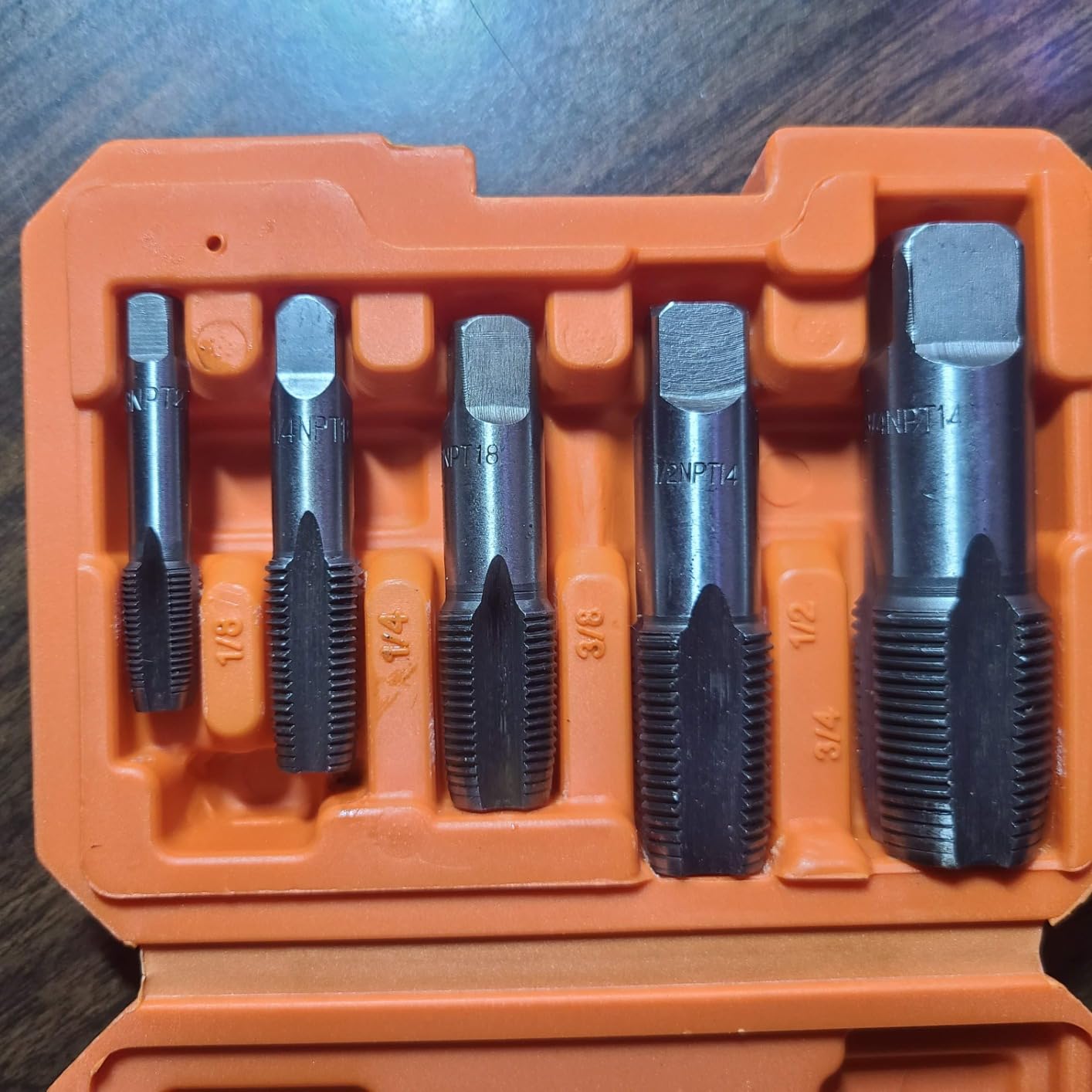 5-Piece NPT Pipe Tap Set, Precision Carbon Steel NPT Tap Set for Clean Accurate Threads, 3/4