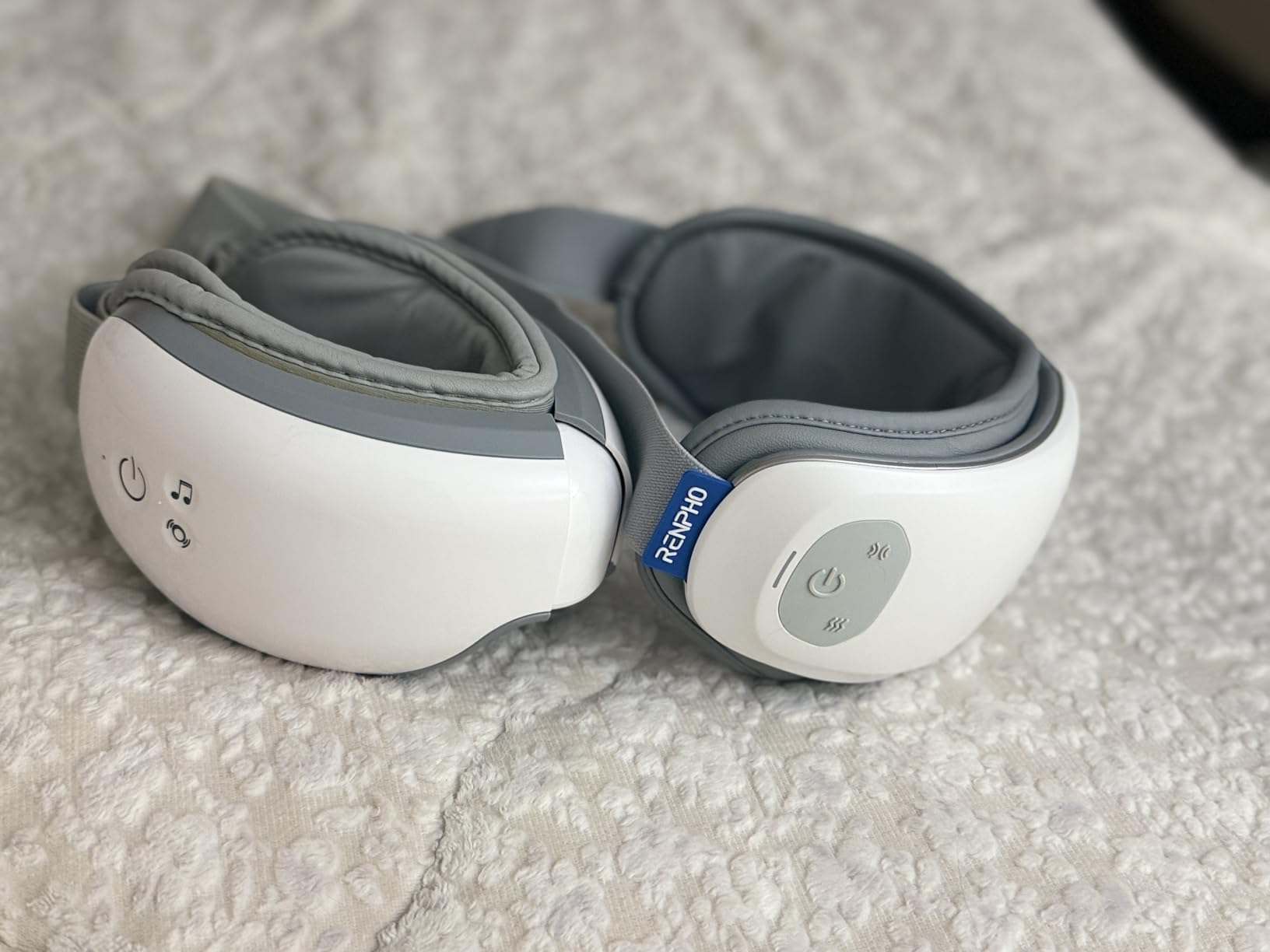 RENPHO Eyeris 3 Eye Massager with Heat and Cooling Voice Control, FSA Eligible HSA, Migraine Relief Eye Mask for Migraines, Eye Care Reduce Dry Eyes customer photo 1