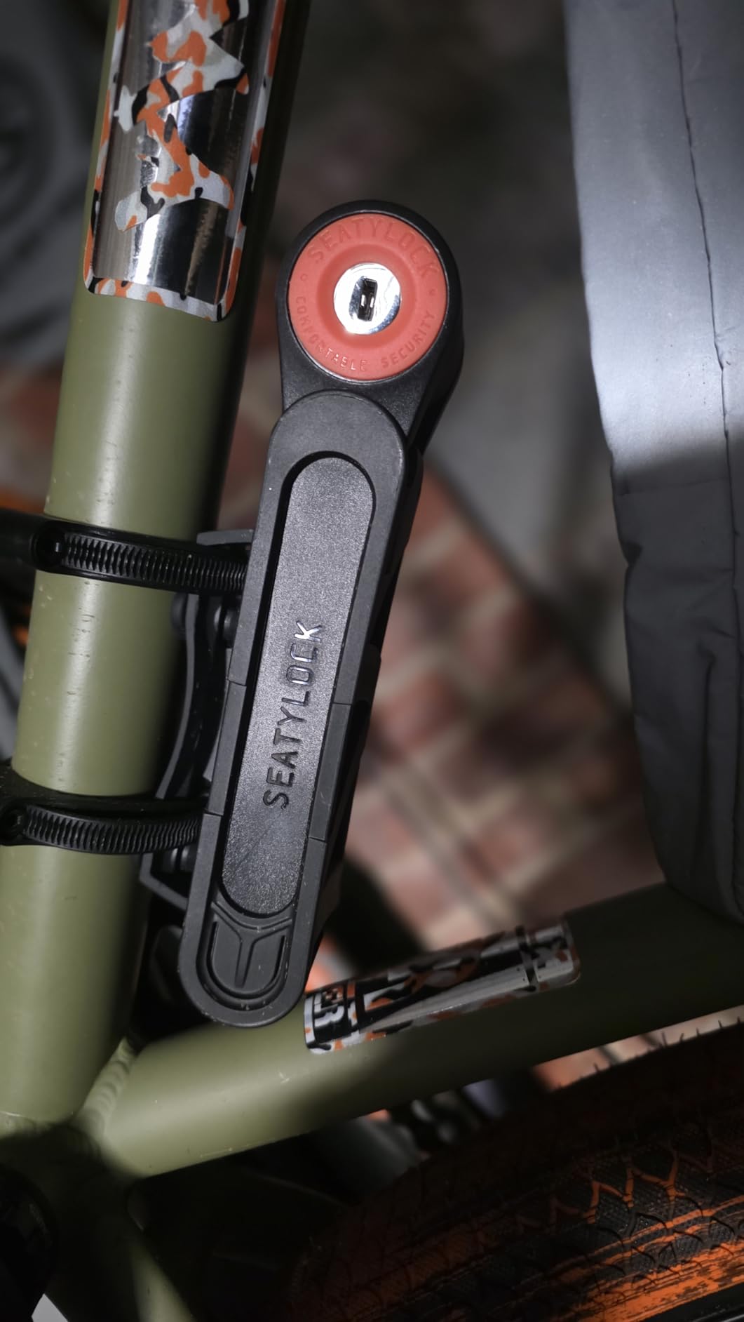 Seatylock FoldyLock Compact Folding Bike Lock - Award Winning Patented Lightweight High Security Bicycle Lock customer photo 2