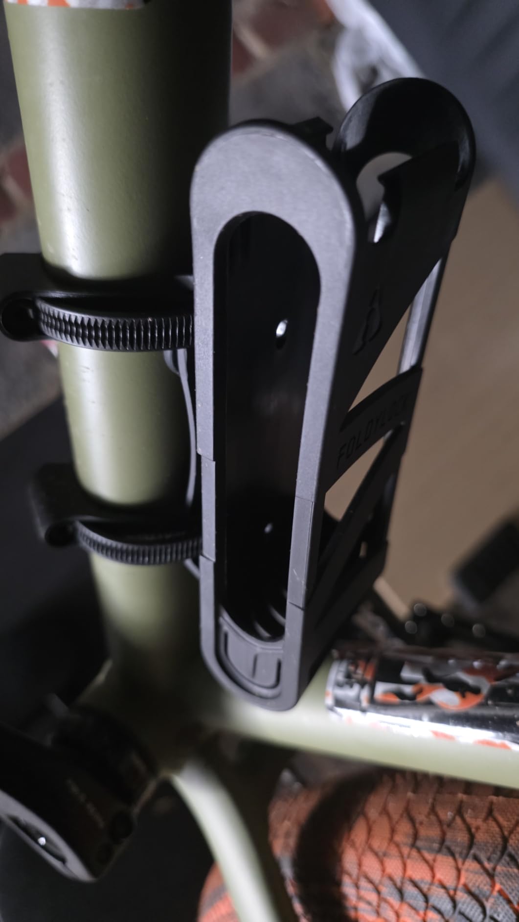 Seatylock FoldyLock Compact Folding Bike Lock - Award Winning Patented Lightweight High Security Bicycle Lock - Heavy Duty Anti Theft Smart Secure Guard with Keys & Case for Bikes or Scooters customer photo 2