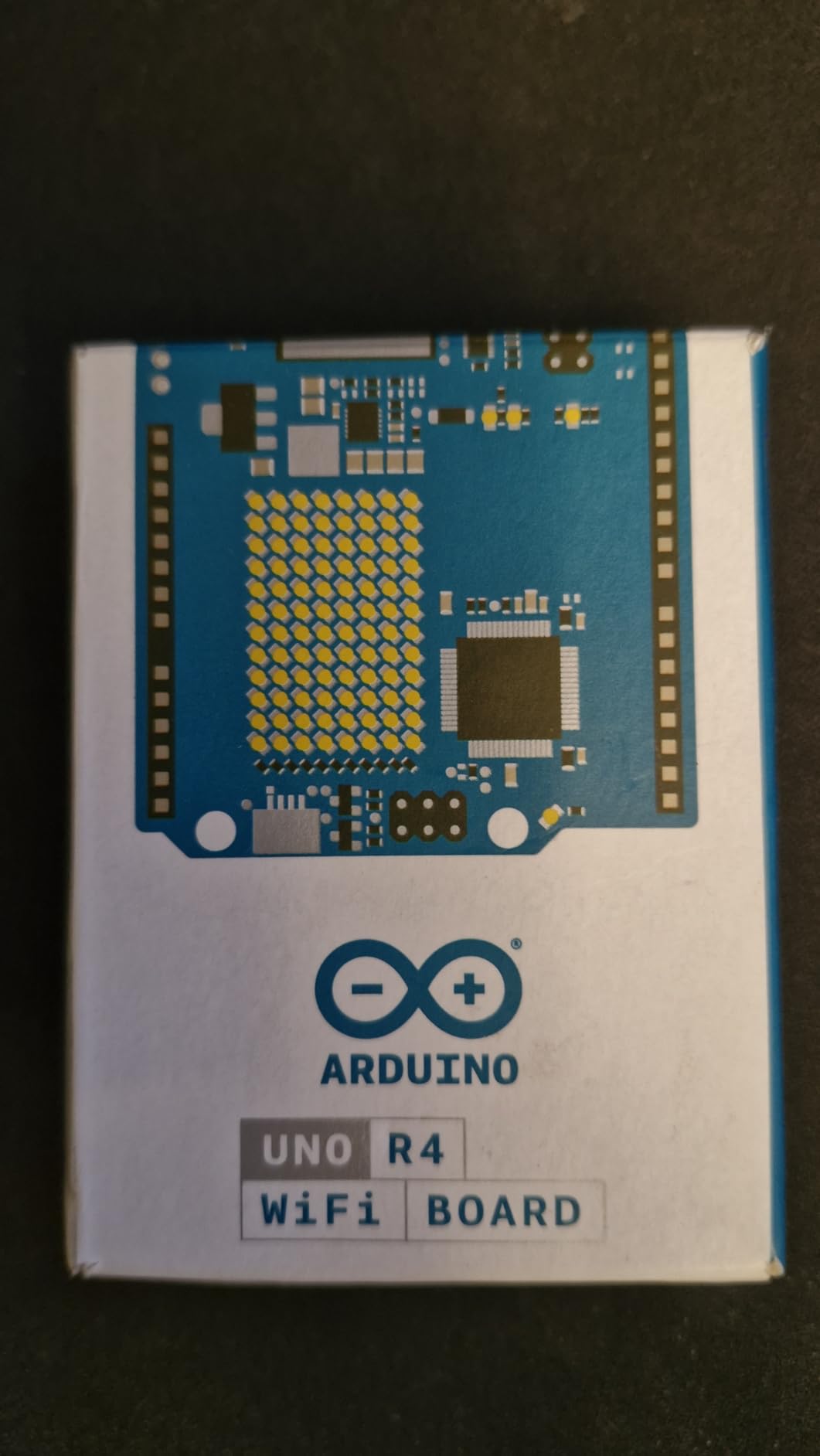Arduino UNO R4 WiFi [ABX00087] - Renesas RA4M1 + ESP32-S3, Wi-Fi, Bluetooth, USB-C, CAN, 12-bit DAC, OP AMP, Qwiic Connector, 12x8 LED Matrix for Advanced IoT & Embedded Projects customer photo 1
