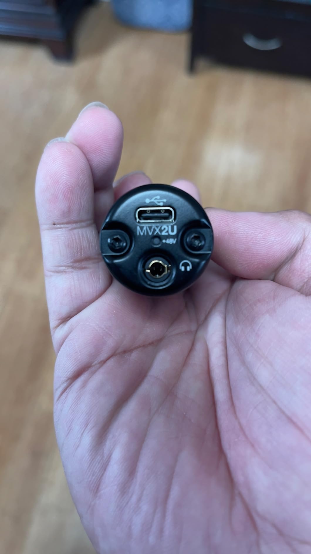 Shure MVX2U XLR-to-USB Interface with Headphone Jack, 60dB Gain, Zero-Latency Monitoring, 48V Phantom Power, ShurePlus App, USB-C Cable customer photo 1