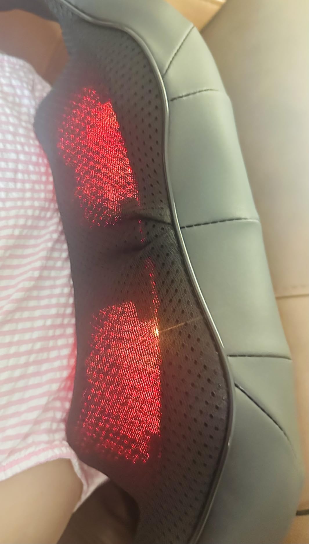 AERLANG Shiatsu Back and Neck Massager, Back Massager Deep Tissue Kneading Neck and Shoulder Massage with Heat, Electric Massage Pillow Fathers Day Gift Ideas from Daughter Son (NOT Cordless) customer photo 2