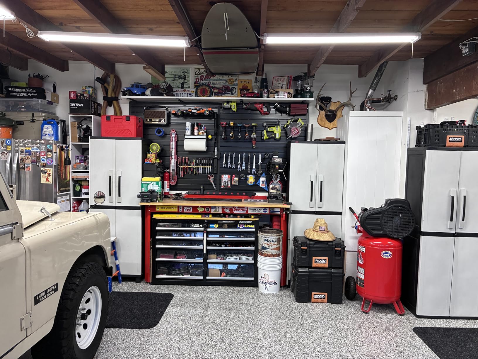 Slat Wall Paneling Garage Wall Organizer, Slatwall Panels Garage Tool Organizer Wall Mount Garage Slat Wall Storage Systems, Slat Board PVC Wall Panels Garage Storage (Black, 8ftx4ft) customer photo 1