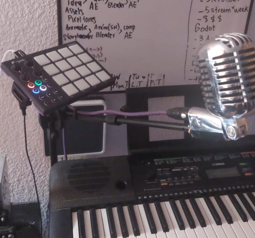 Synido TempoPAD Midi Controller Beat Maker Machine for Music Production, Portable USB MIDI Beat Pad Controller for Beginners with Durable Carrying Bag, 16 Backlit Beat Pad, 4 Assignable Knob customer photo 1