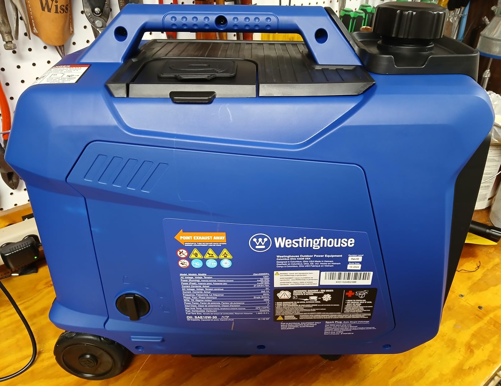 Westinghouse 2550 Peak Watt Super Quiet & Lightweight Portable Inverter Generator, RV Ready 30A Outlet, Gas and Propane Powered, CO Sensor, Parallel Capable, Long Run Time customer photo 1