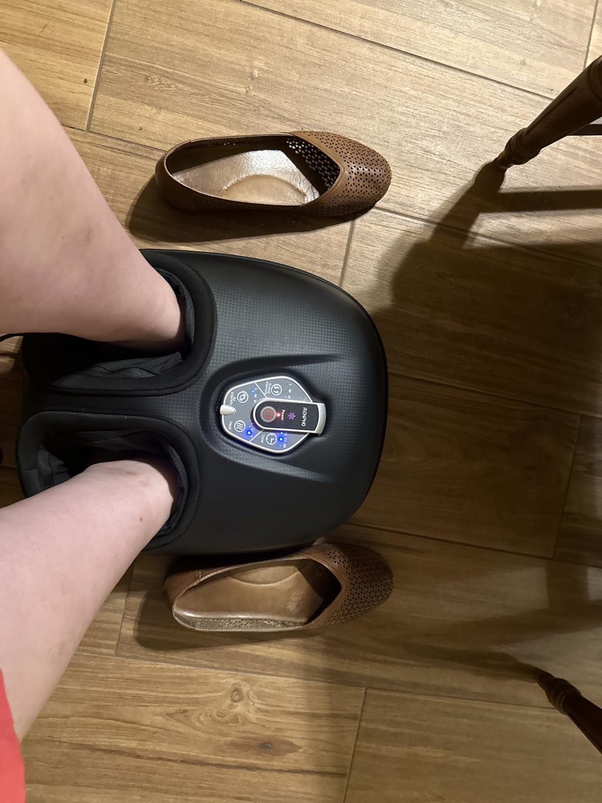 RENPHO Foot Massager Machine with Heat [2026 Upgraded], Shiatsu Foot Massager for Plantar Fasciitis, Birthday Gifts for Women Men, Cordless Control, FSA Eligible HSA Store Eligible Massager, Black customer photo 1