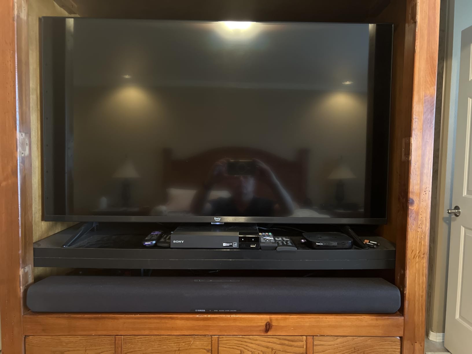 Yamaha SR-B30A Dolby Atmos Sound Bar with Built-in Subwoofers (Black) customer photo 2