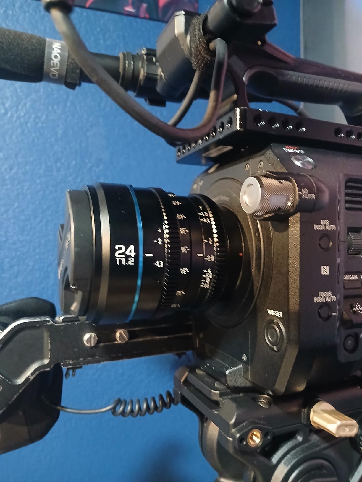 SIRUI Night Walker 24mm S35 Manual Focus Cine Lens, T1.2 Large Aperture Lens for E Mount Cameras customer photo 1