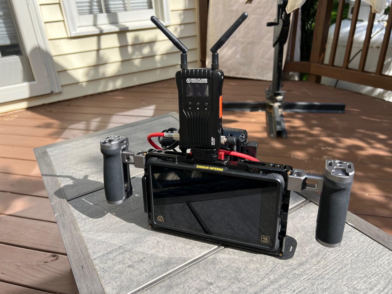 SIRUI Camera Cage Side Handle, Aluminum NATO and 3/8'' Locating Mount for ARRI Side Hand Grip with Cold Shoe and Threaded Holes, Up and Down Adjustable, Pack of 1, SC-SH customer photo 2