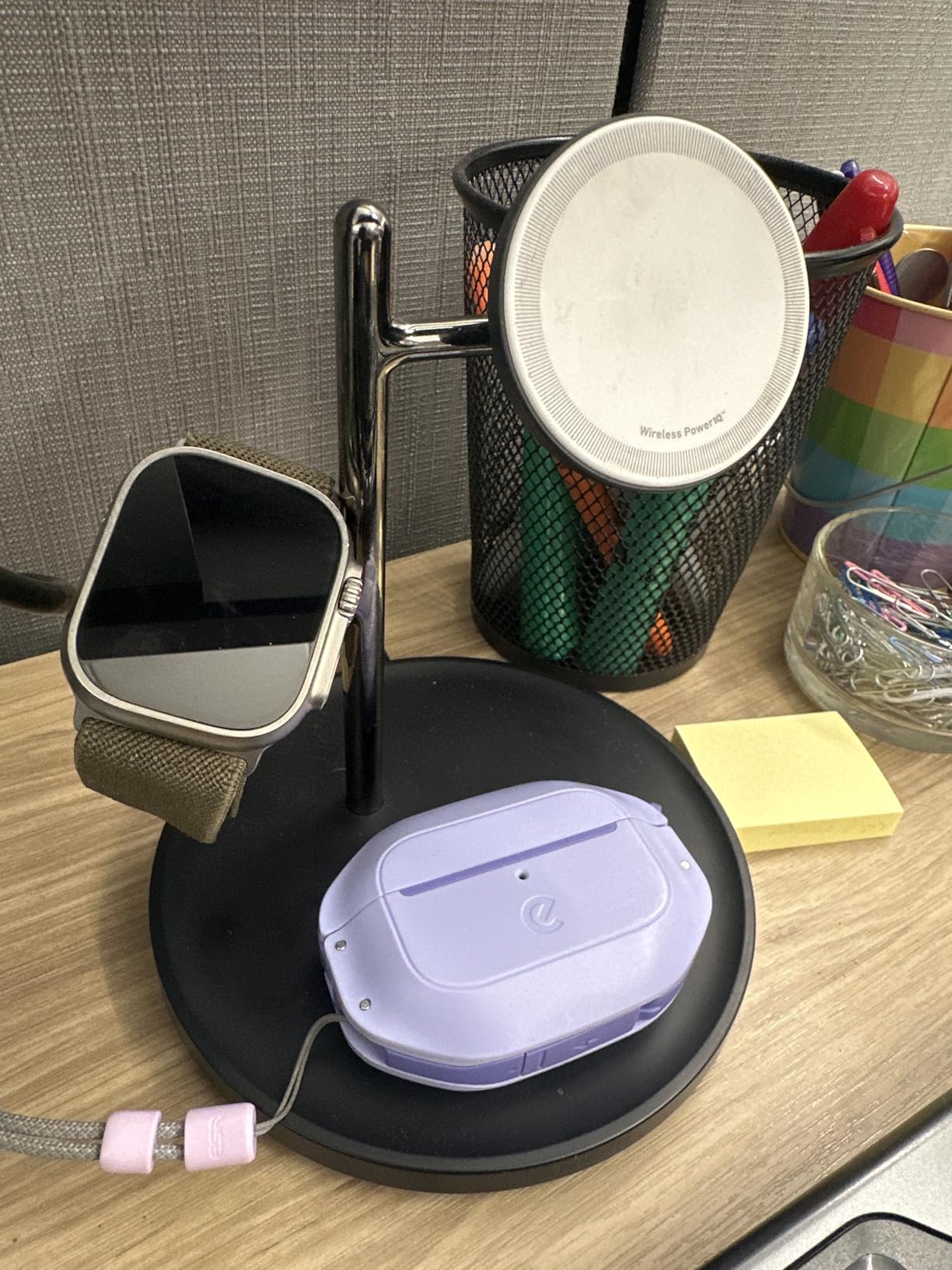 Anker MagSafe Charger Stand Compatible, iPhone 17 MagGo 3 in 1 Wireless Charging Station,Qi2 Certified 15W Wireless Charger, Desk Accessory, for iPhone 16/15/14/13 Series Apple Watch, AirPods customer photo 1