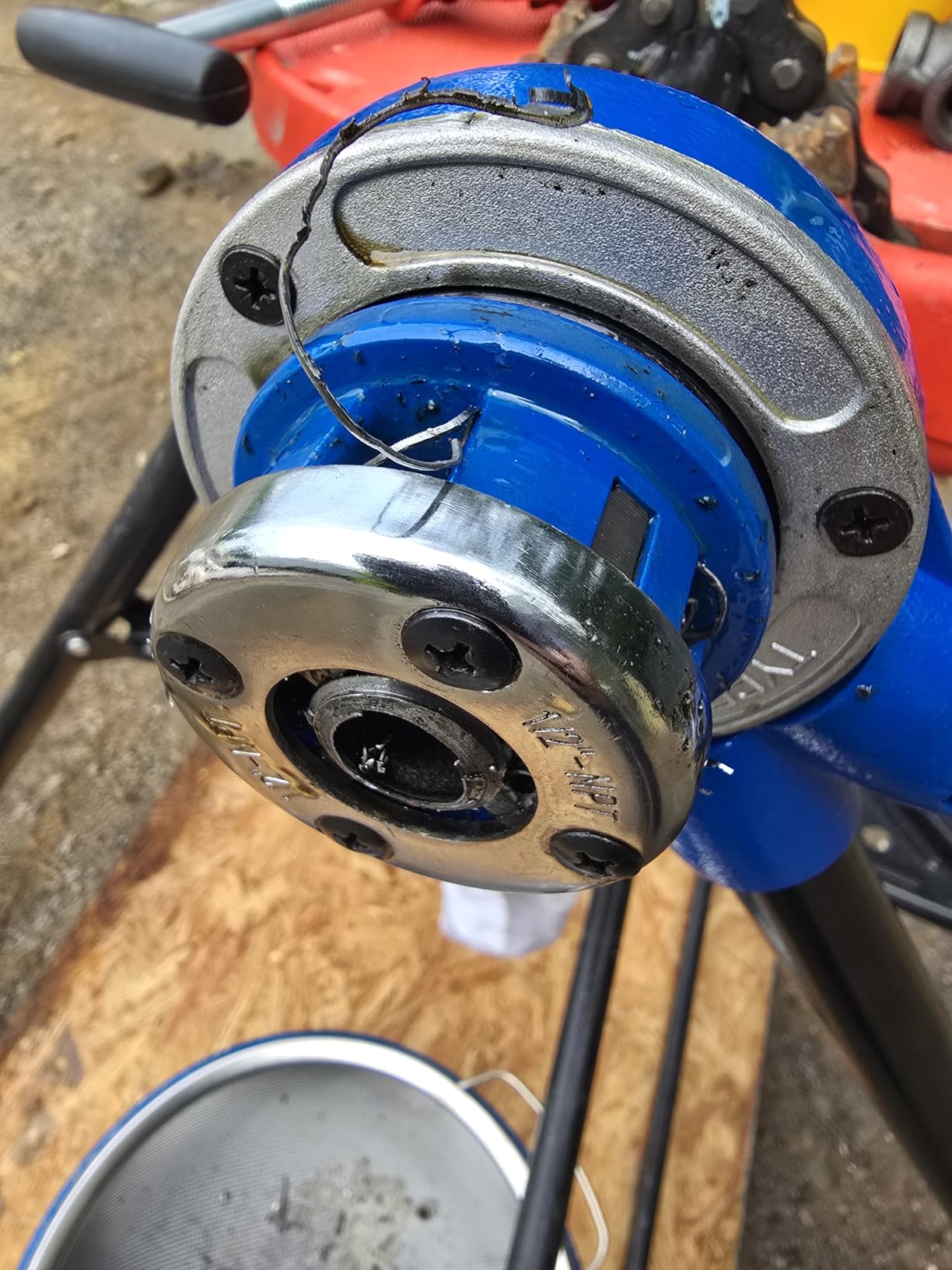 toolant Ratchet Pipe Threader Kit, NPT 1/4