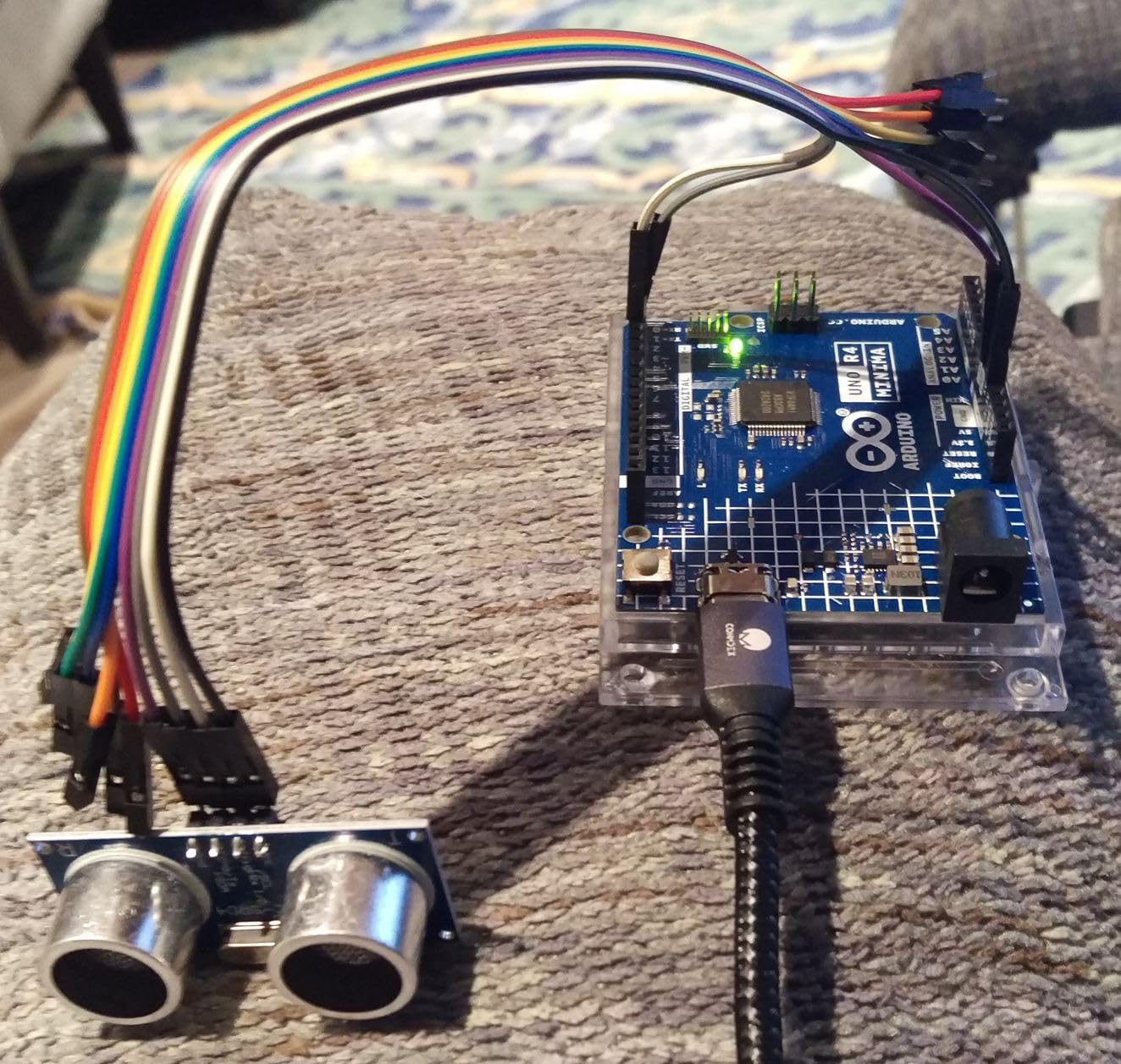 SunFounder Ultimate Sensor Kit with Original Arduino Uno R4 Minima, RoHS Compliant, Durable Sensors IoT ESP8266 IIC LCD1602 OLED customer photo 1