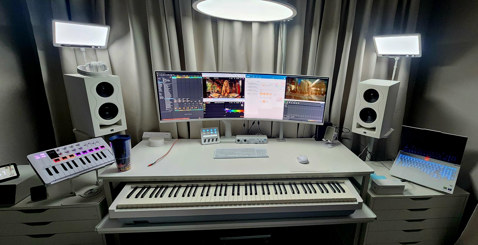 Music Studio Desk with Keyboard Tray and Height Adjustment Bracket, for Full 88 Keys (Music Producer Desk) (Black, 88 Keys) customer photo 2