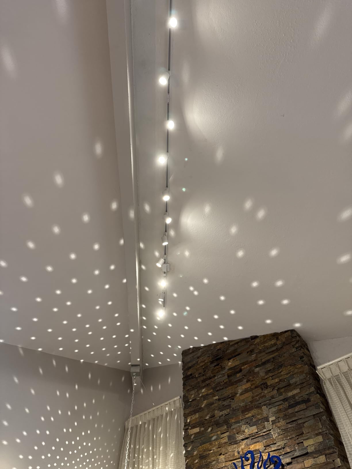 VANoopee 12-Light LED Track Lighting Kit with 13FT H Type Track Lighting Rail, Dimmable LED Track Light Heads Modern Kitchen Track Lighting Fixtures Ceiling Spot Light 3000K 24° CRI90+ 10W 800lm White customer photo 2