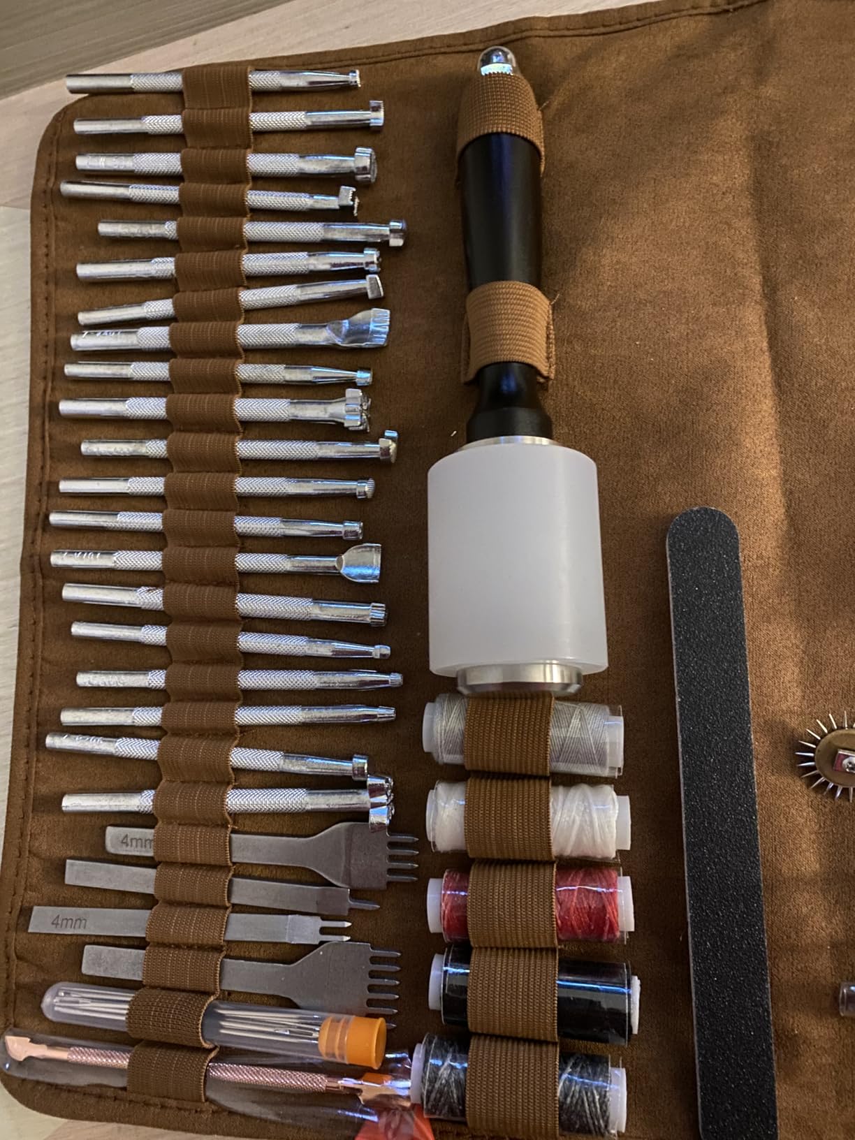 TLKKUE Leather Tooling Kit Leather Craft Tools Leatherworking Kit with Custom Handbag Cutting Mats Engraving Punching Sewing Stamping Sanding Tools for Handicraft Work Professional customer photo 1