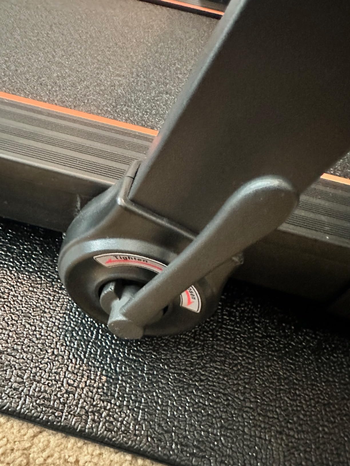 Treadmill with Incline, 3 in 1 Under Desk Treadmill Walking Pad with Removable Desk Workstation 3.5HP Foldable Compact Walking Treadmills for Home Small Office with Wristband Remote Control customer photo 1