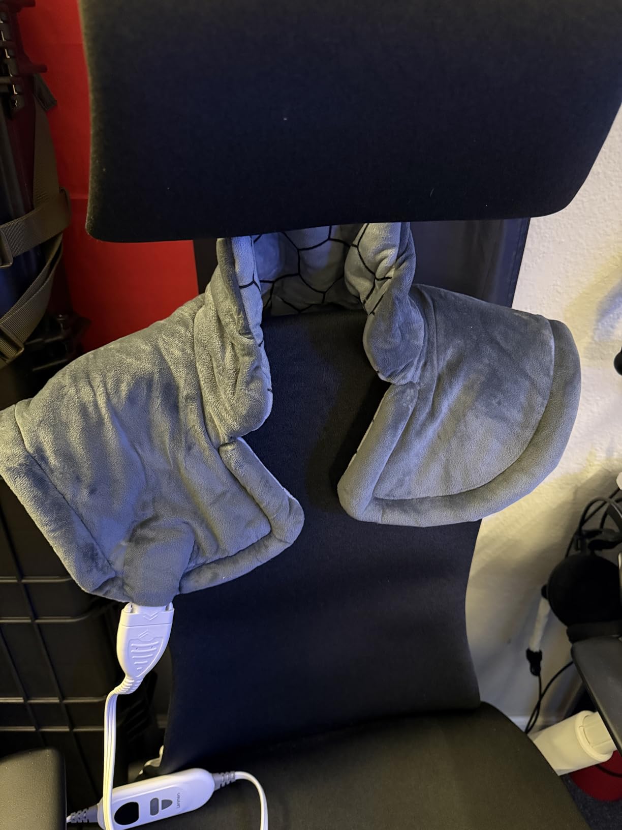 Graphene-Infused Heating Pad 3X Deeper Pain Relief, Weighted Instant Heating Pads for Neck and Shoulders, Heated Wrap w/ 6 Heat Options 4 Auto-Off Timer, Gifts for Mom Women Christmas Birthday customer photo 1