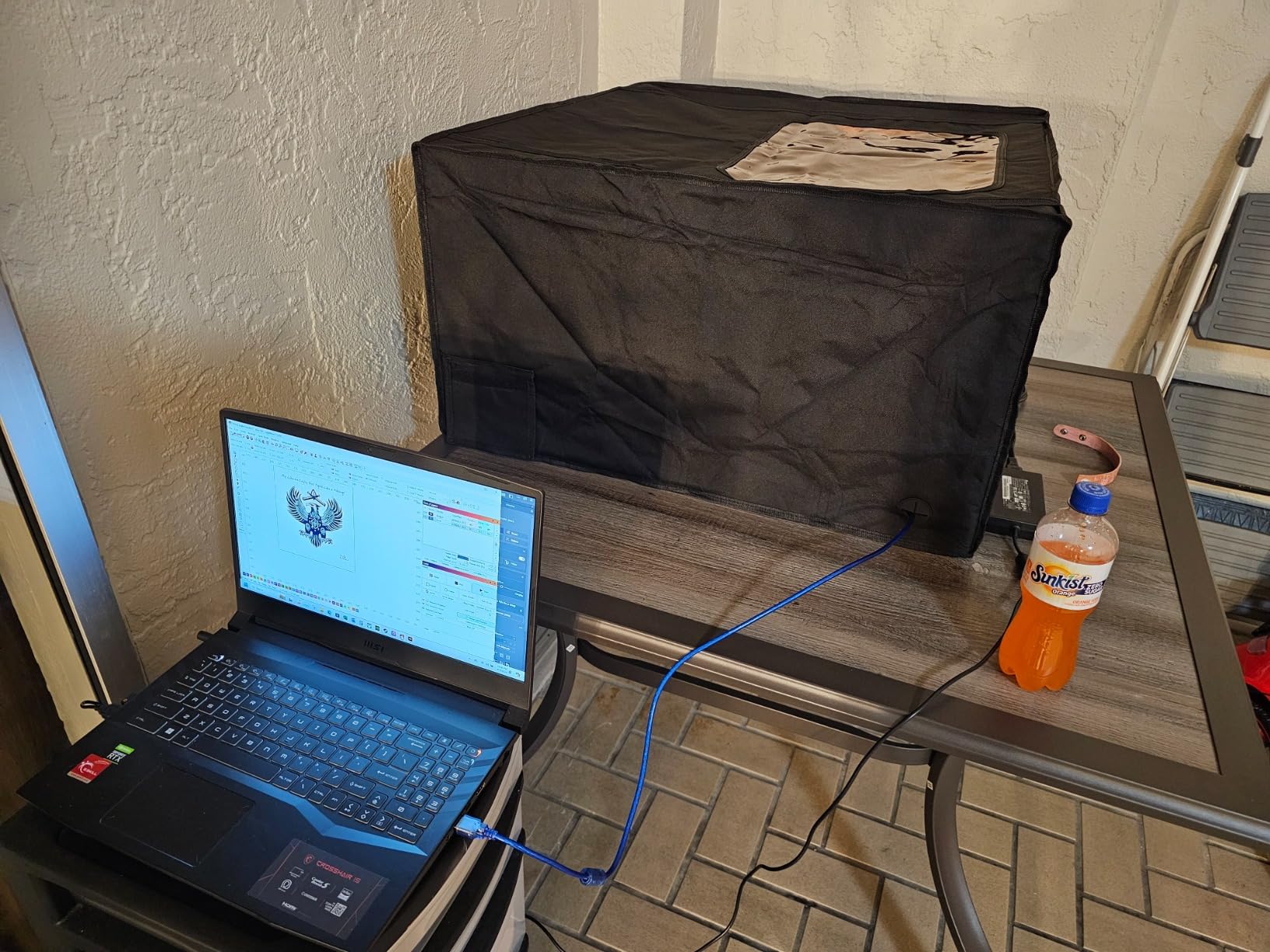 Creality Enclousre for Laser Engraver,Laser Engraving Machine Protective Cover with Eye Protection, Insulates Against Fumes and Odors for Cutter Machine customer photo 2