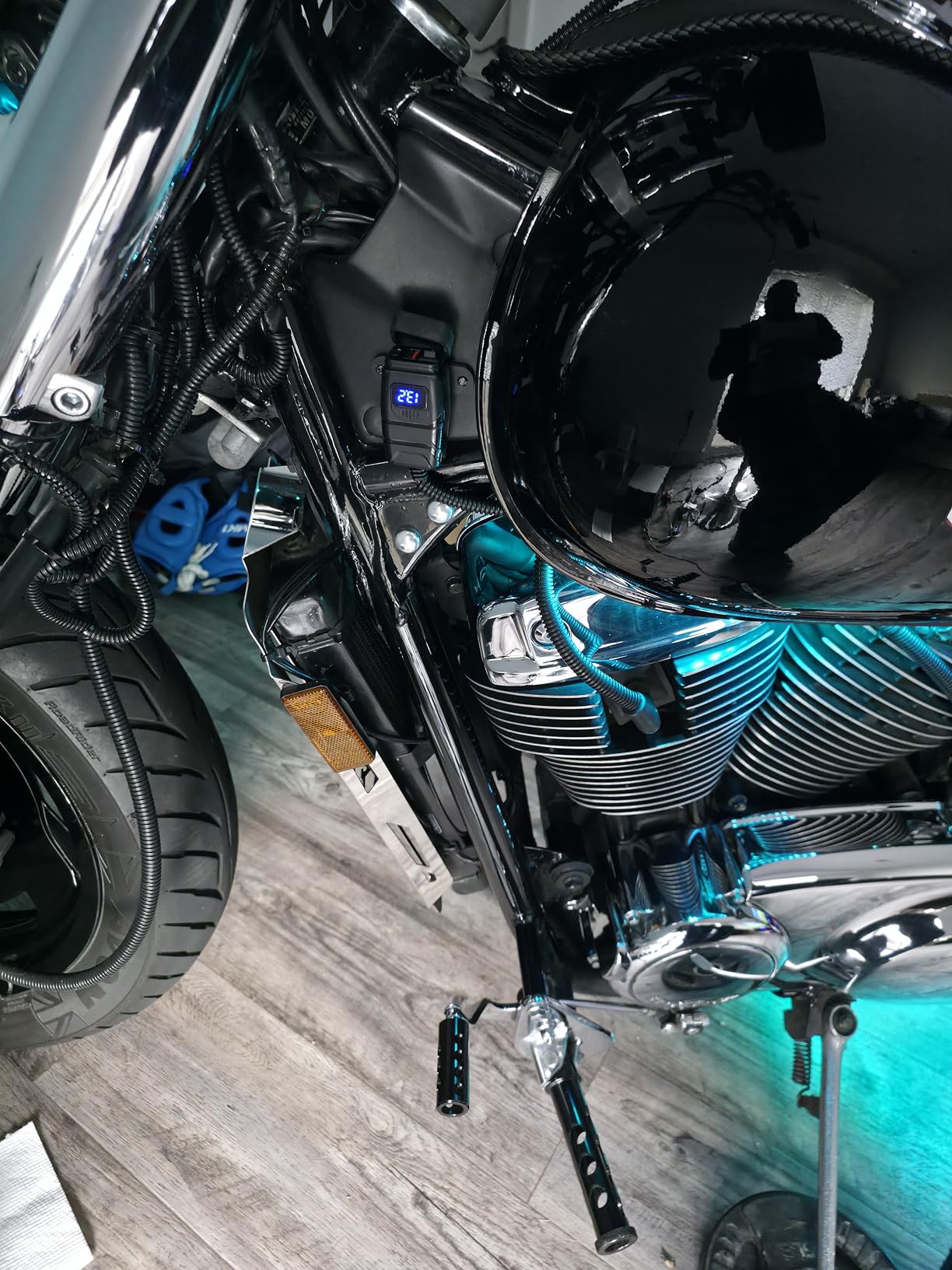 Nilight Motorcycle USB Type C Port 12V Voltmeter On Off Switch SAE Inline 10A Fuse Waterproof 6.8A QC3.0 customer photo 2