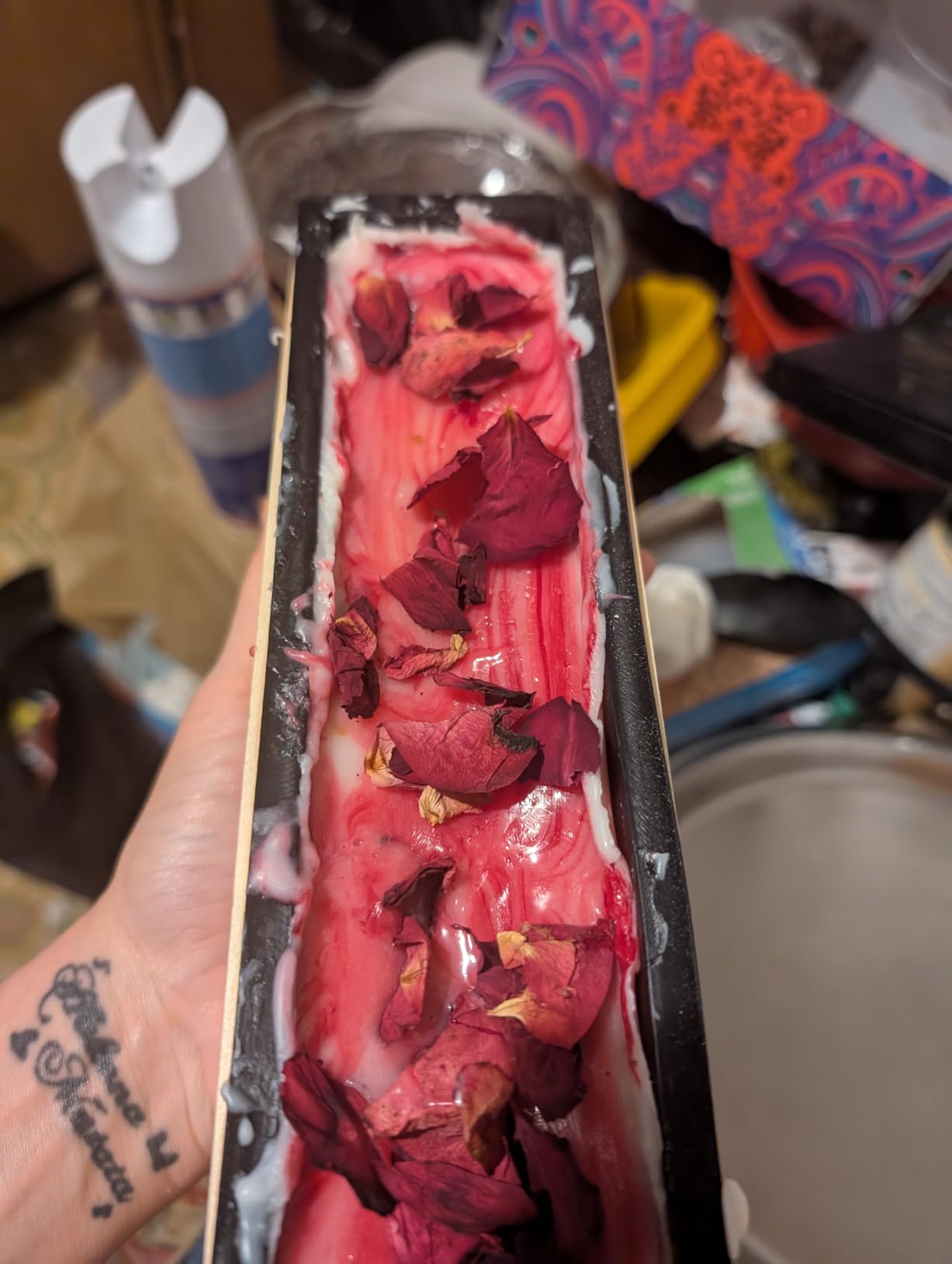 Wallace & Williamson Deluxe Soap Making Kit - Adults & Kids - Modern Floral Theme - Includes Shea Butter Soap Base, Molds, Scents, Dyes, Tools & Instructions customer photo 1