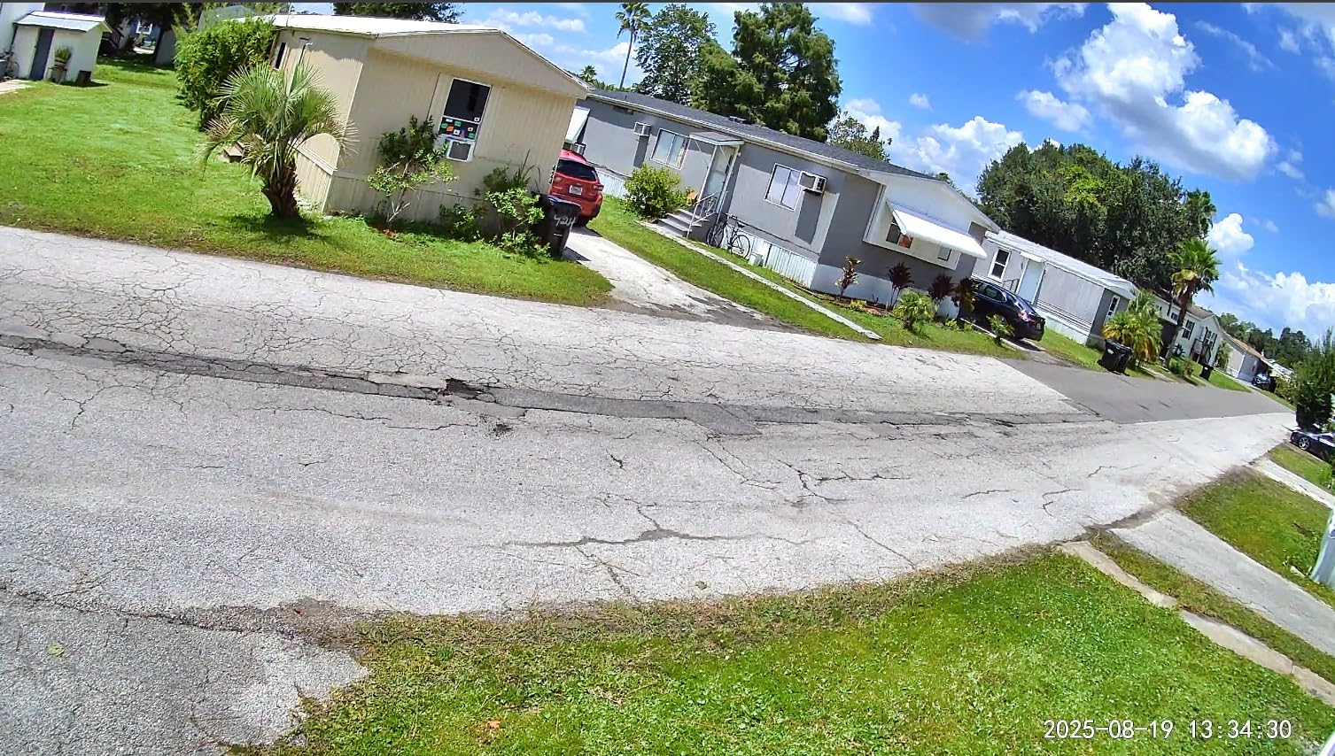 WYZE Cam v4 (Latest Model), 2.5K AI Security Camera, Indoor/Outdoor Cameras for Home Security, Baby Monitor & Pet Camera, Vibrant Color Night Vision, No Subscription Required, Free Expert Help customer photo 2