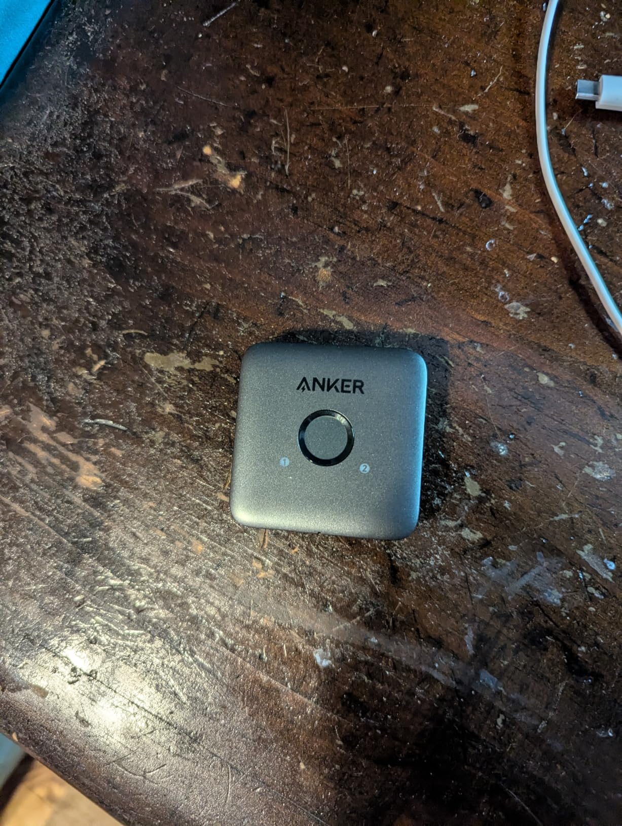 Anker HDMI Switch, 4K@60Hz HDMI Switcher, 2 in 1 Out with Smooth Finish, Supports HDR, 3D, Dolby, Compatible with Laptops, PC, Xbox Series, PS5 / PS4, Projector, and More customer photo 2