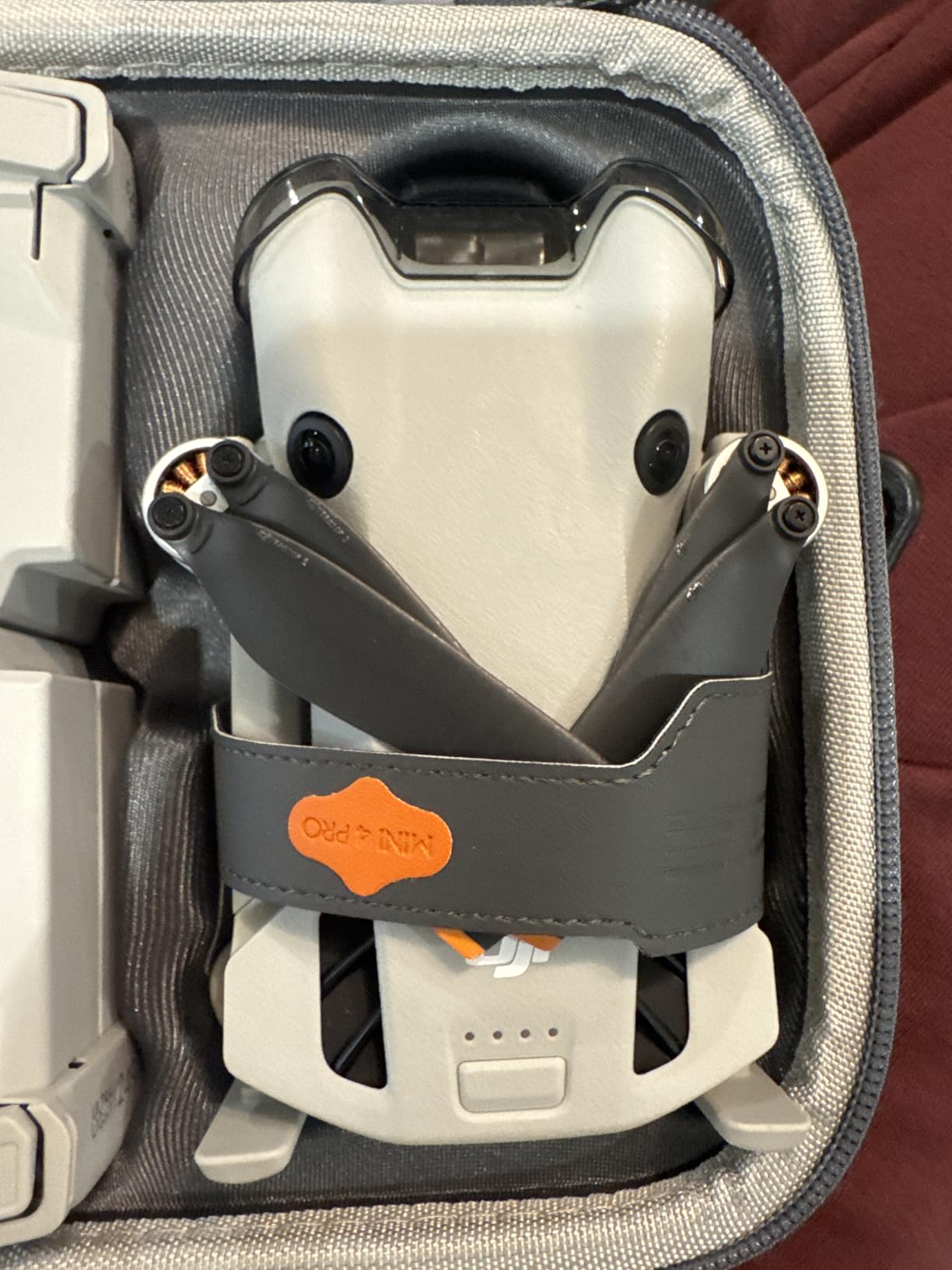 STARTRC Propeller Holder for DJI Mini 4 Pro Accessories,Propellers Guard Strap for DJI Mini 4 Pro RC 2, Drone Propeller Protector Stabilizer and Propellers Fixator customer photo 1