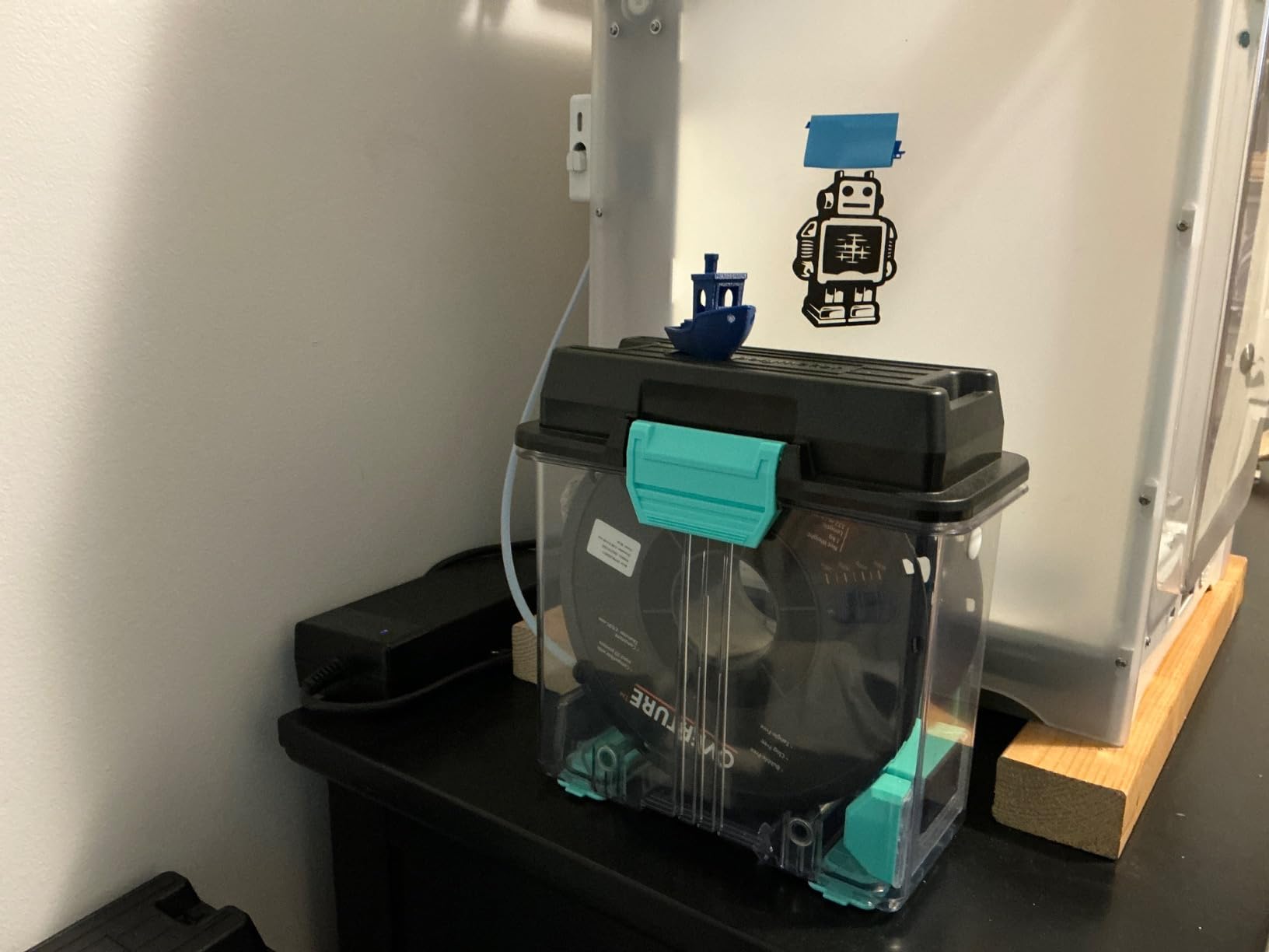 Polymaker 3D Printing Filament Storage Box - PolyDryer Box for Continuous Filament Sealing and Protection, 3D Printer Filament Holder Compatible with PA Nylon, PLA, PVB, PETG, ABS, TPU 1.75mm 2.85mm customer photo 1