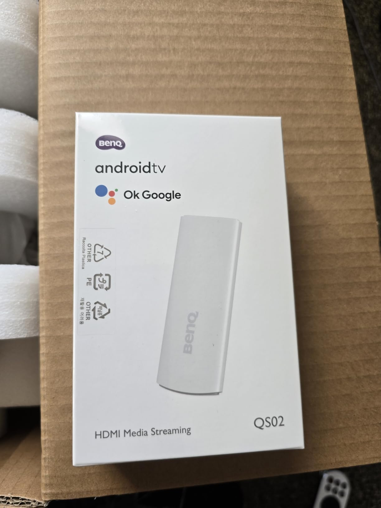 BenQ X500i True 4K UHD HDR 4LED 2200 Lumens Short Throw Console Gaming Projector 4ms Response Time Auto Game Mode Xbox, PS5, Switch customer photo 1